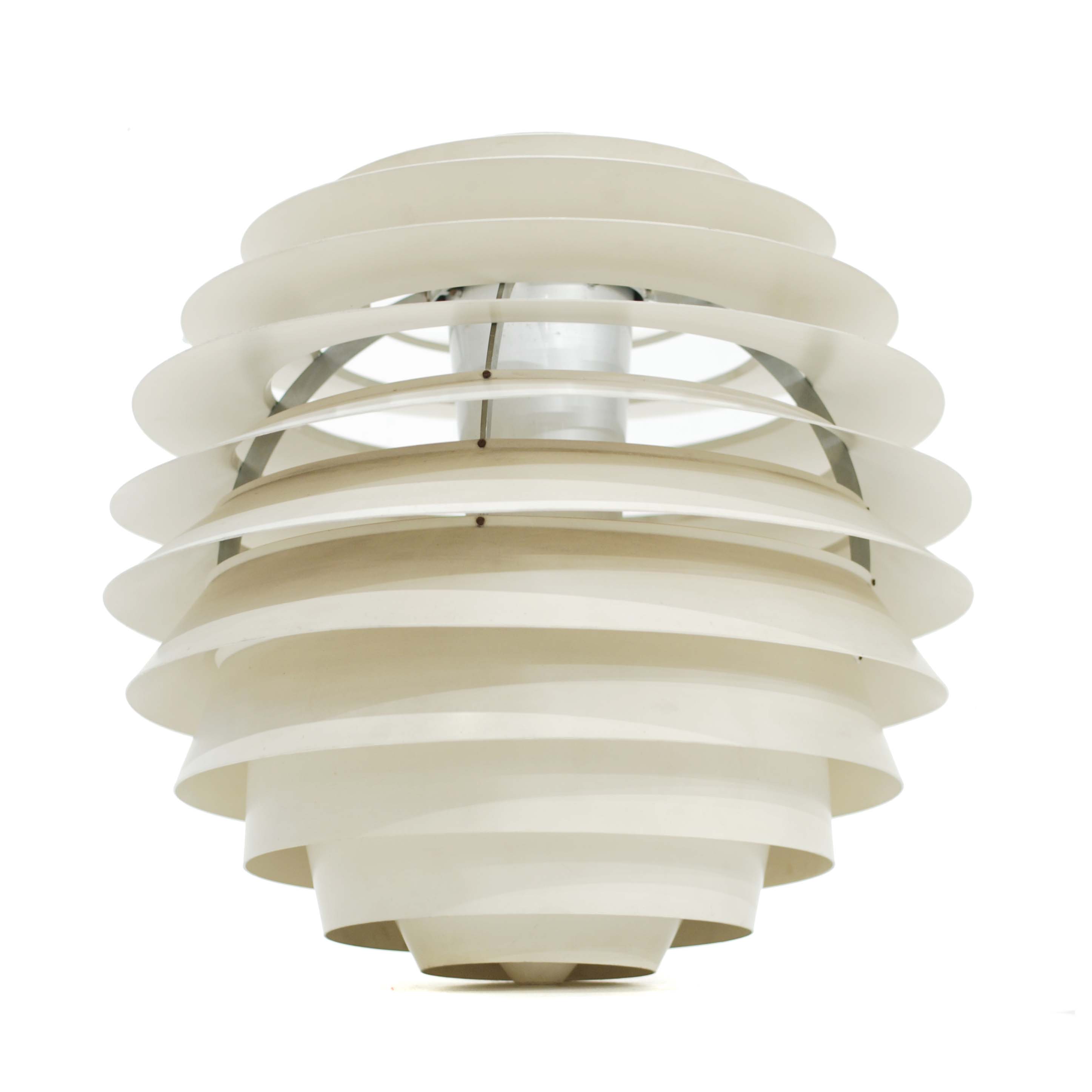 POUL HENNINGSEN (DINAMARCA 1894-1967) Lámpara de techo mode