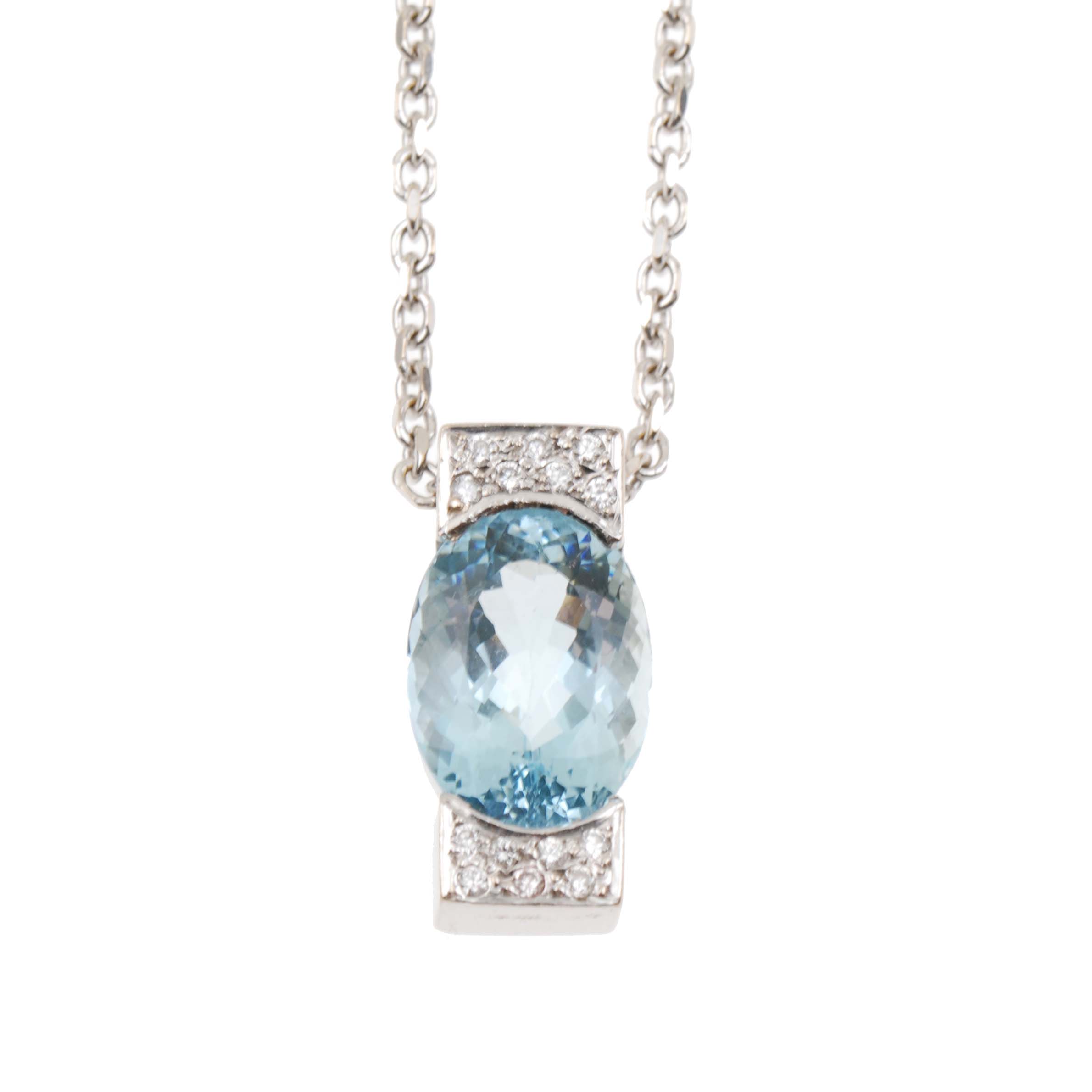 AQUAMARINE PENDANT.