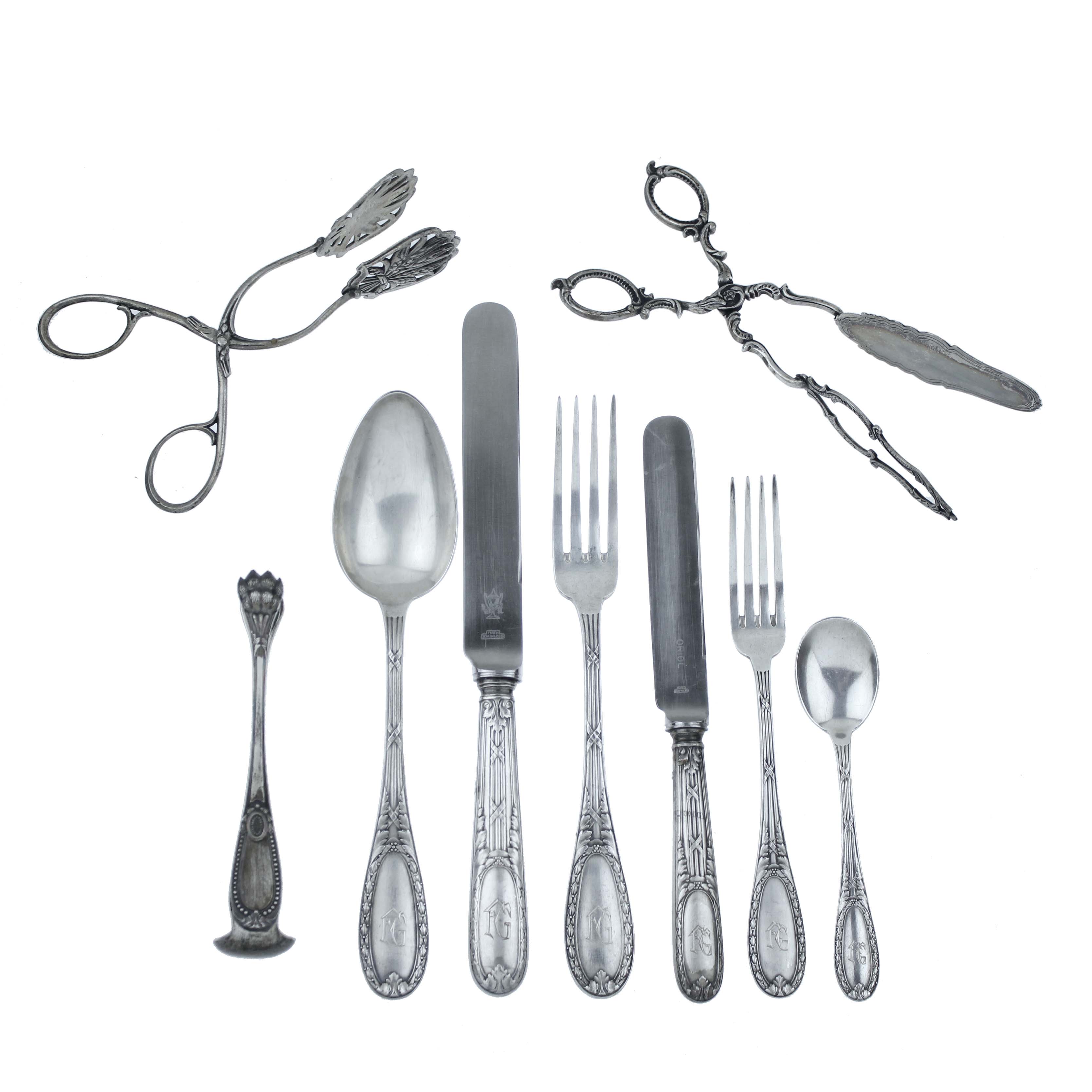 SILVER CUTLERY, MID 20TH CENTURY. 