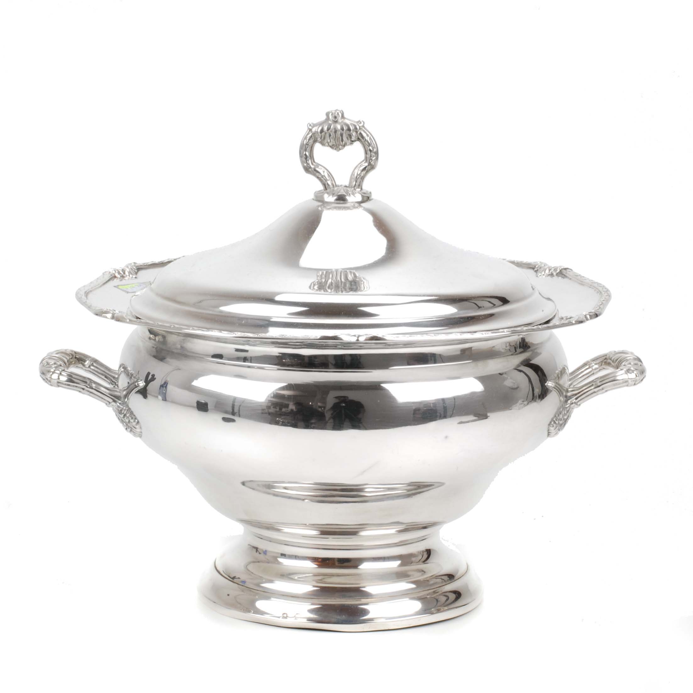 SPANISH SILVER TUREEN, MID 20TH CENTURY. 