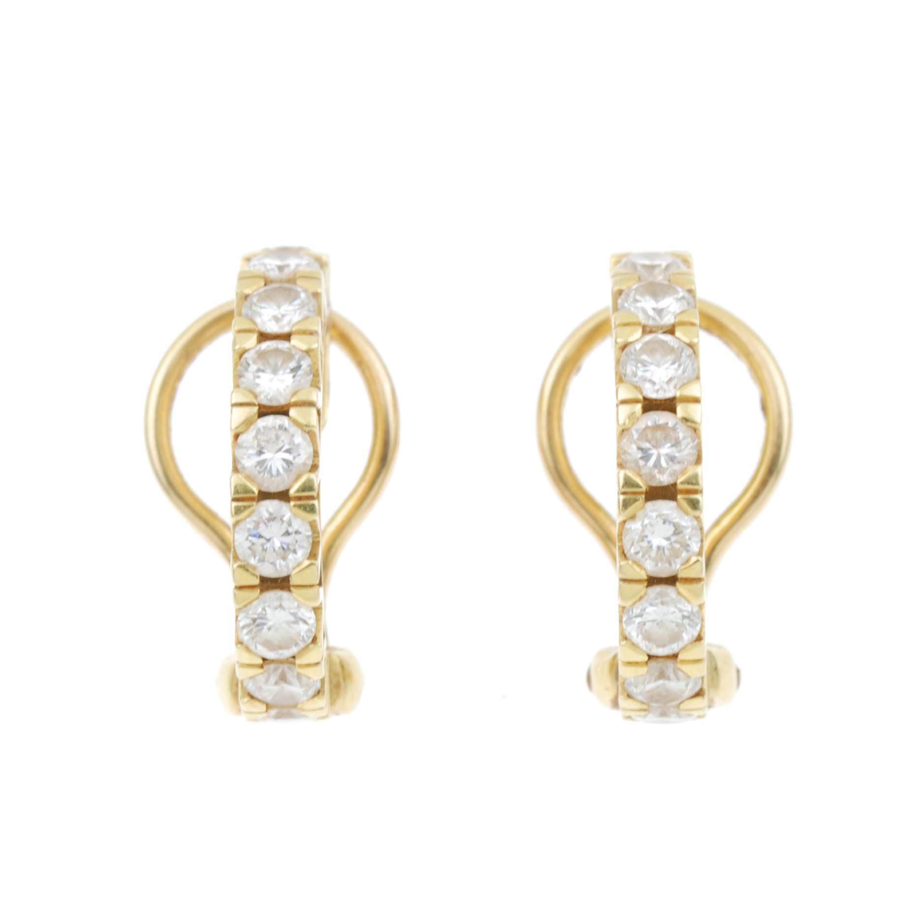 GOLD EARRINGS AND DIAMONDS.