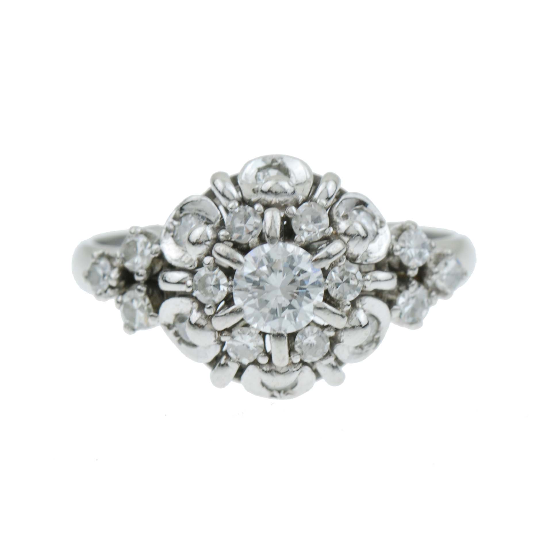 RING WITH DIAMONDS.