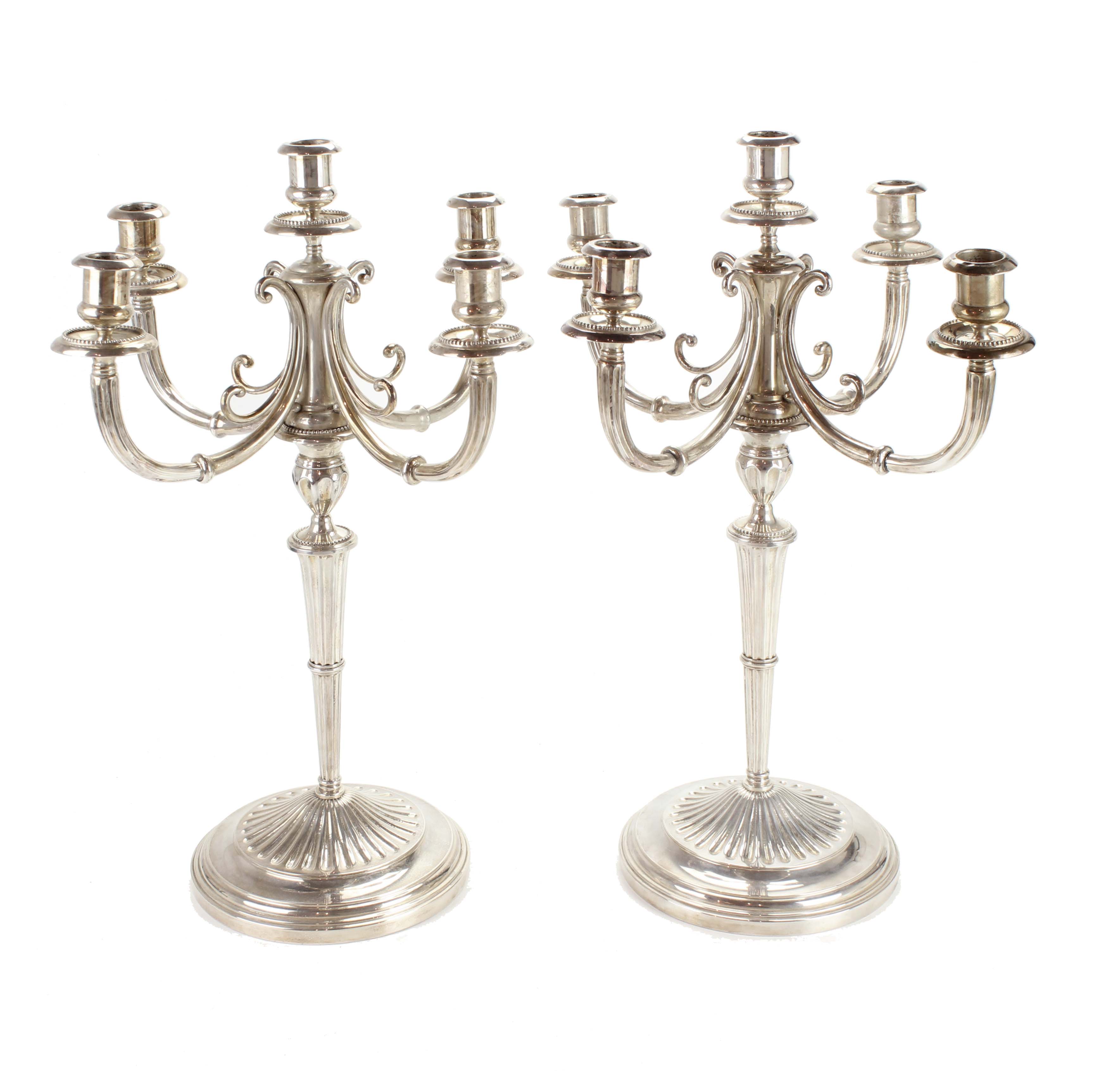 PAREJA DE CANDELABROS ESPAÑOLES EN PLATA, MED. SIGLO XX.