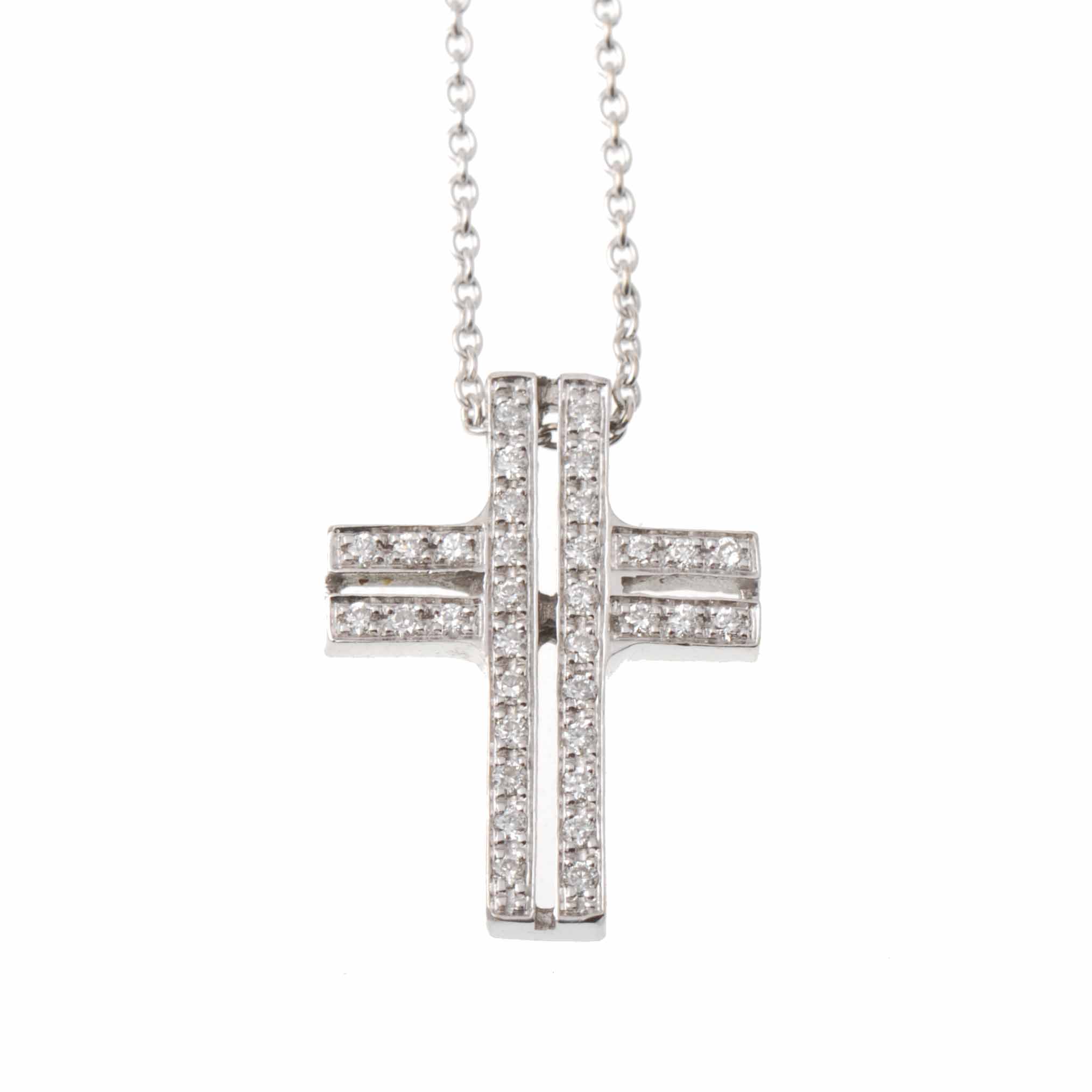 CRUZ DE DIAMANTES CON CADENA.