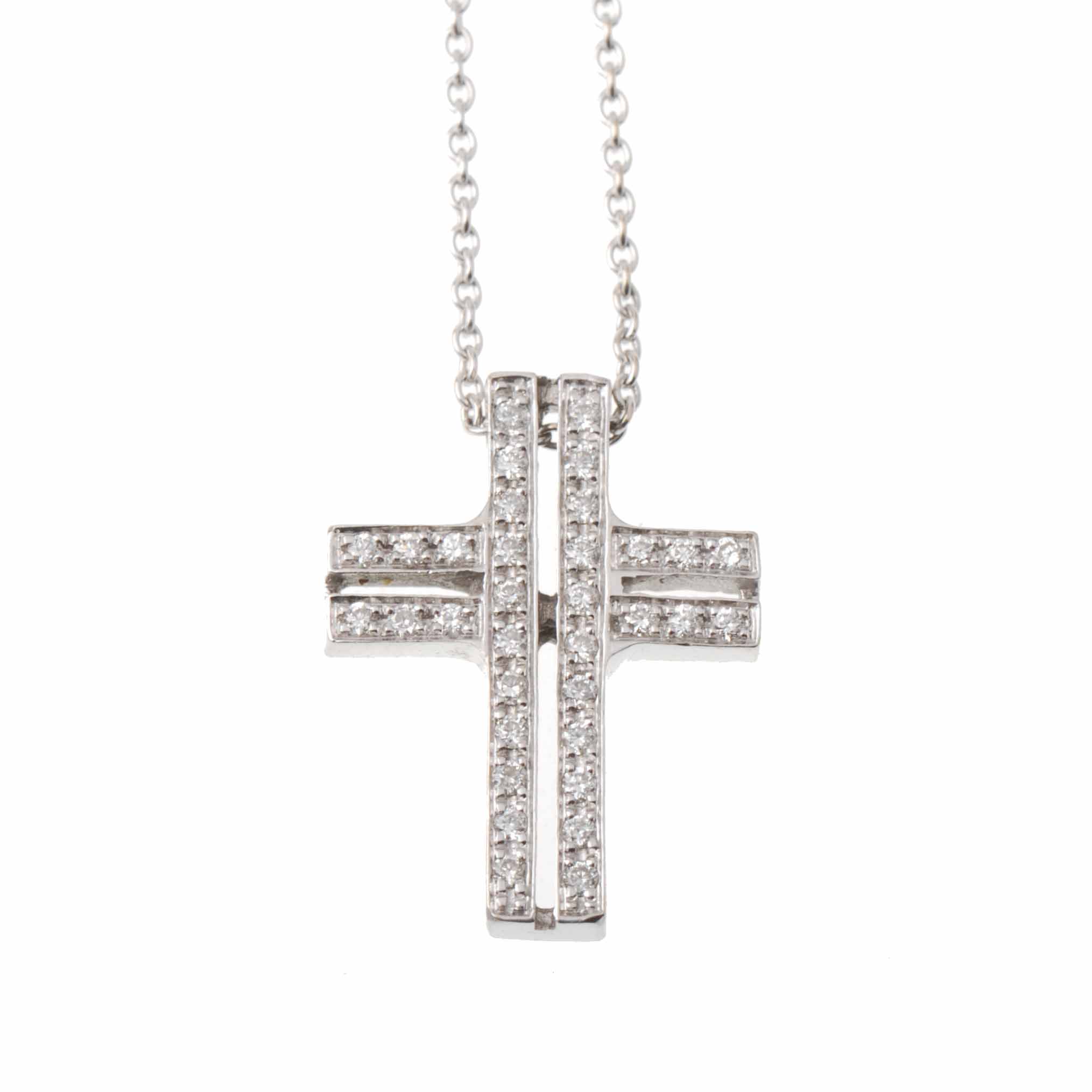 CRUZ DE DIAMANTES CON CADENA.