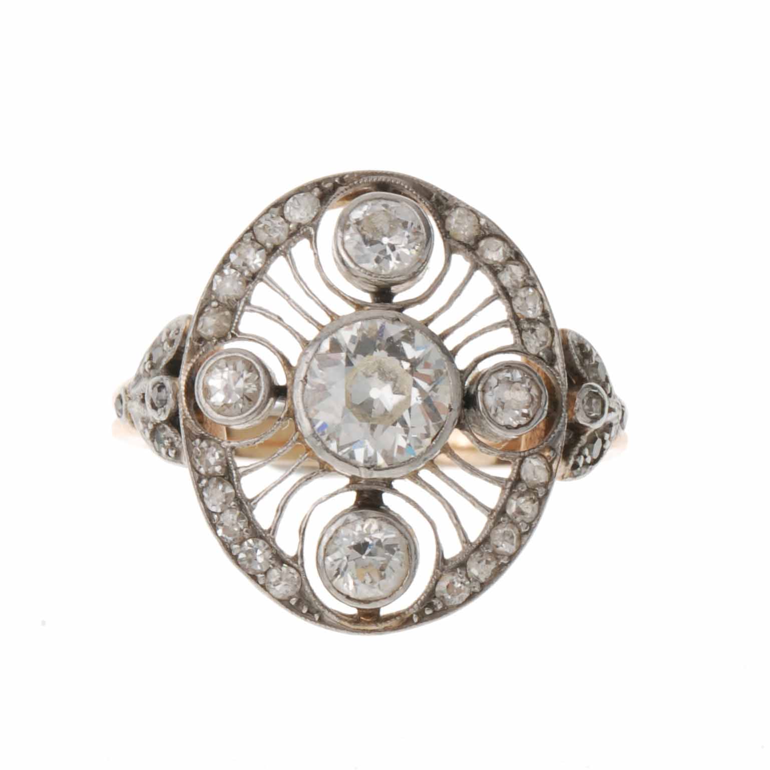 DIAMONDS ART NOUVEAU RING.