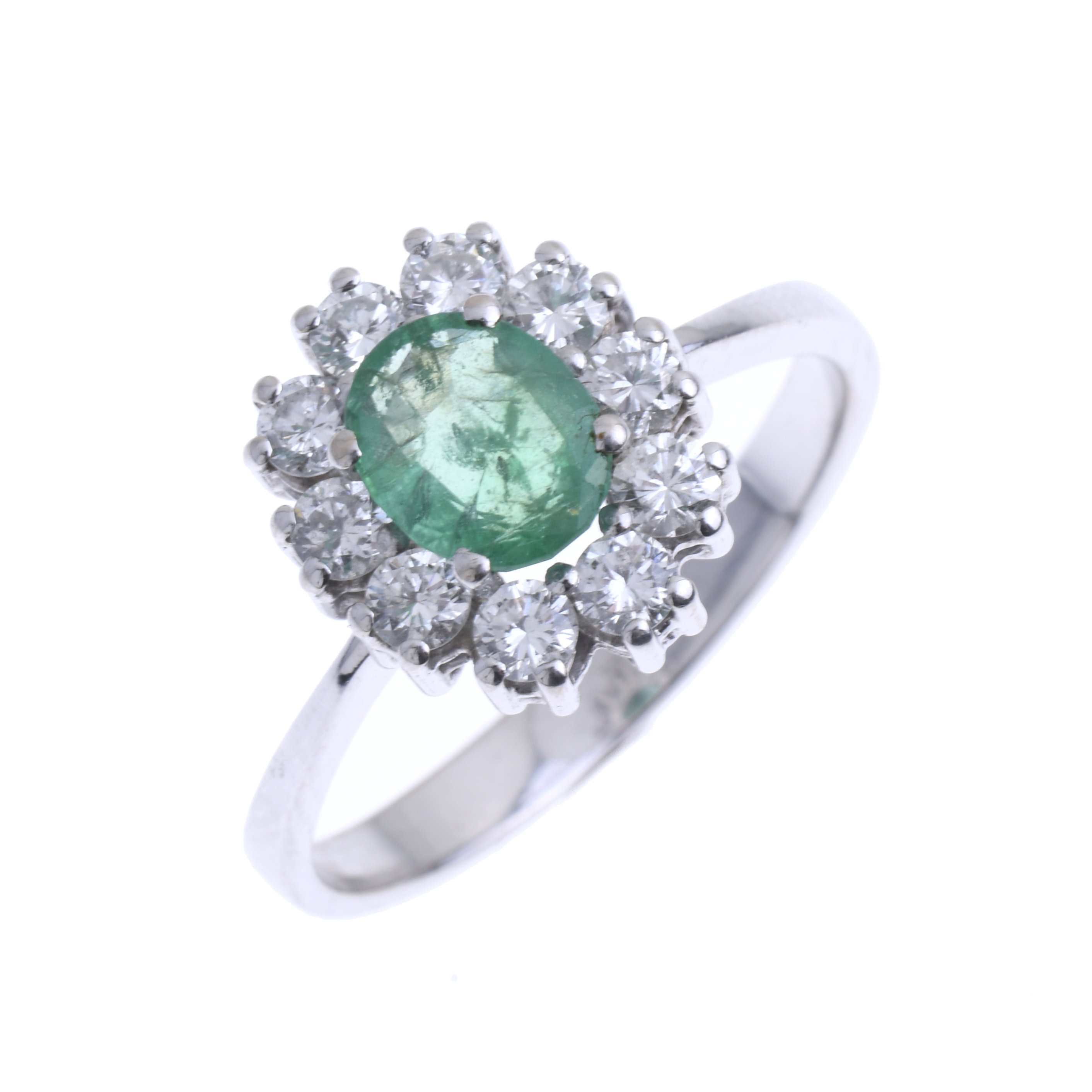 RING WITH DIAMONDS AND CENTRAL EMERALD.