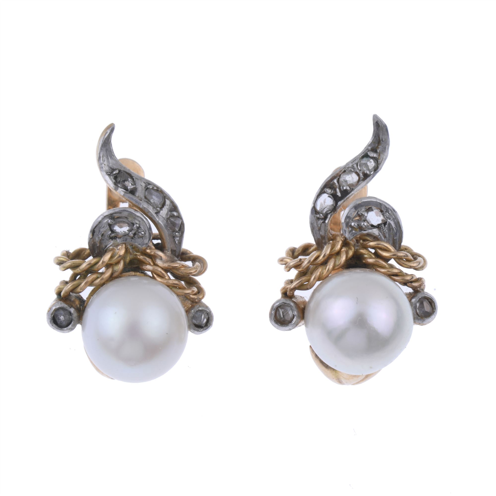 YELLOW GOLD EARRINGS WITH PEARLS.