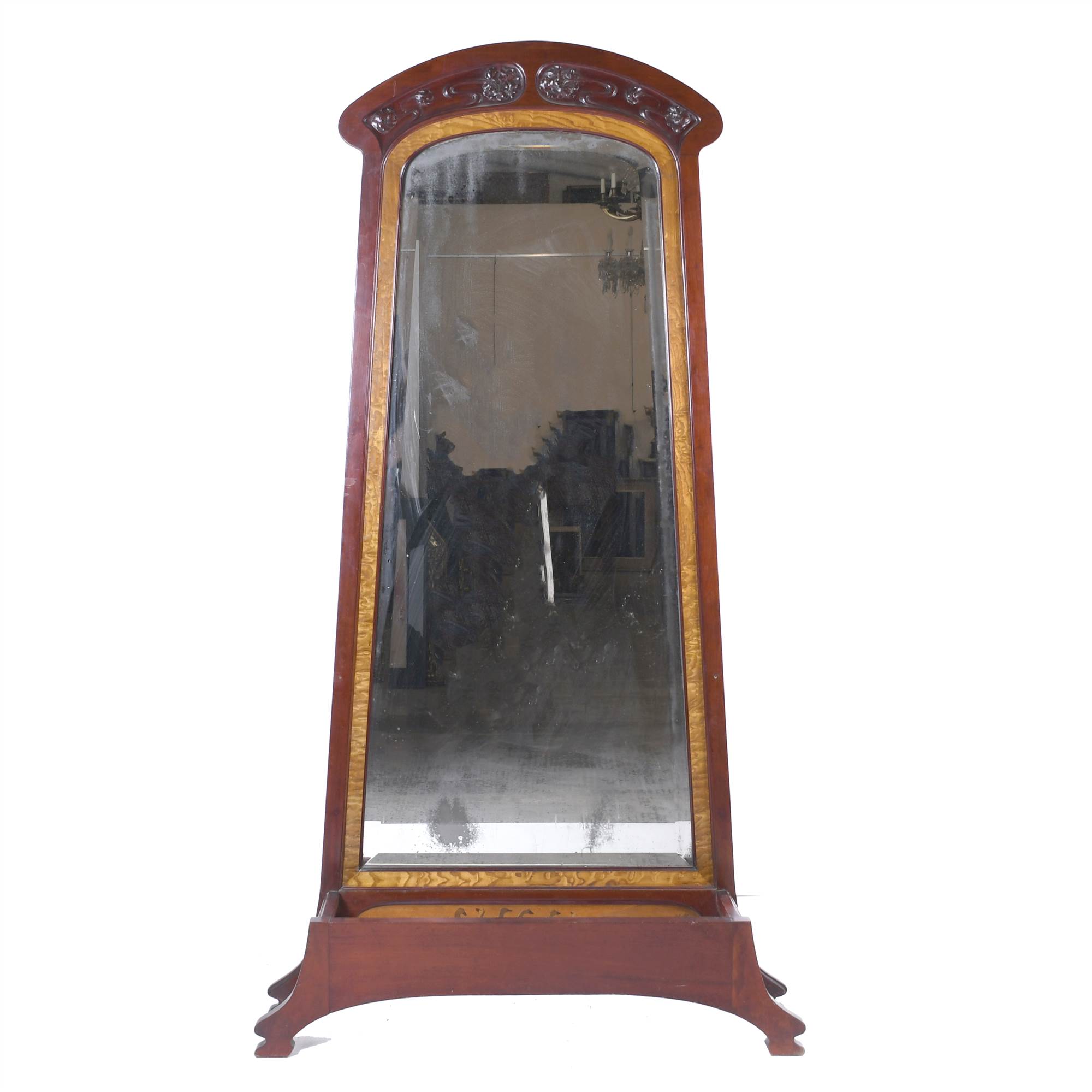 MUEBLE RECIBIDOR CON ESPEJO MODERNISTA, CIRCA 1900-1910.