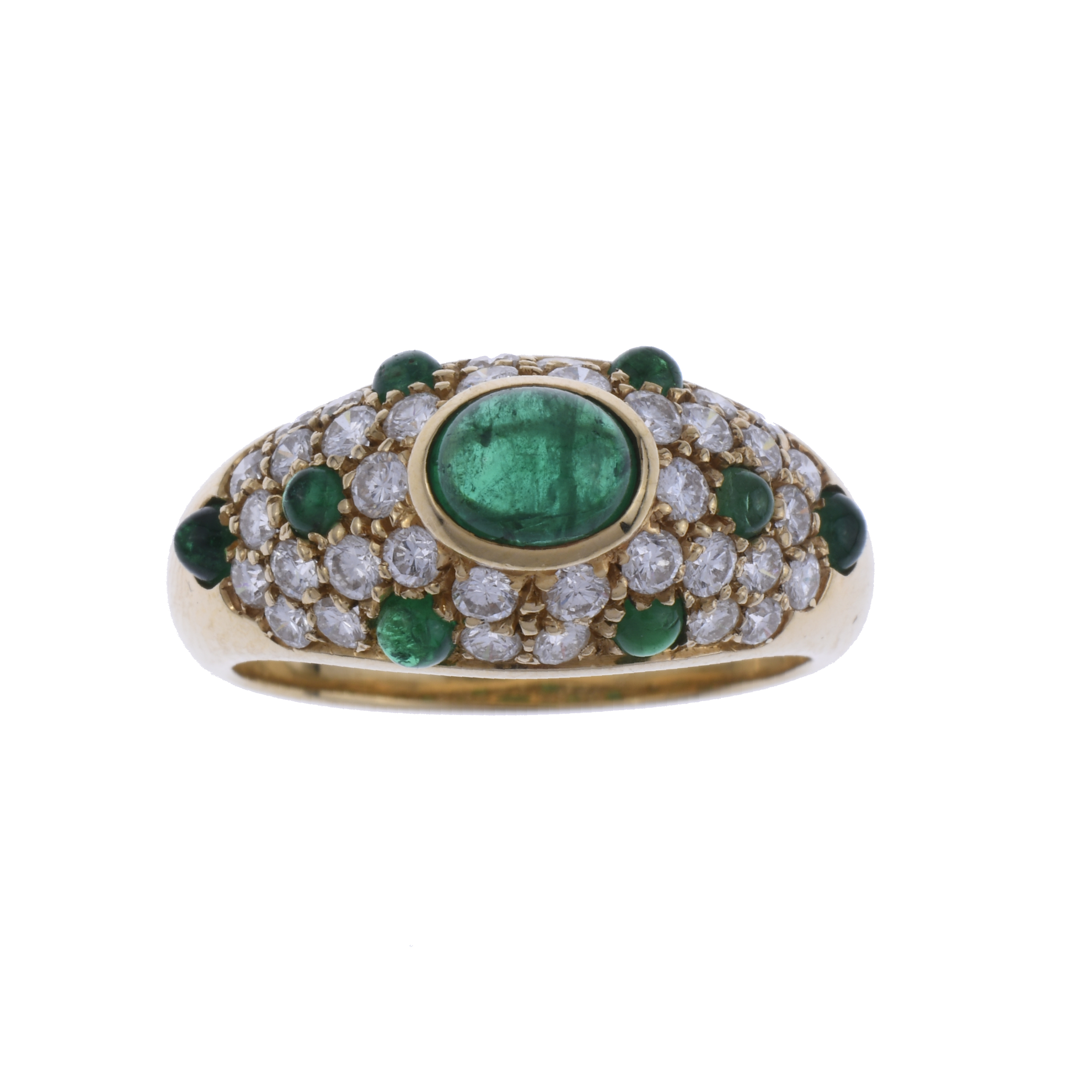 RING WITH DIAMONDS AND EMERALDS.