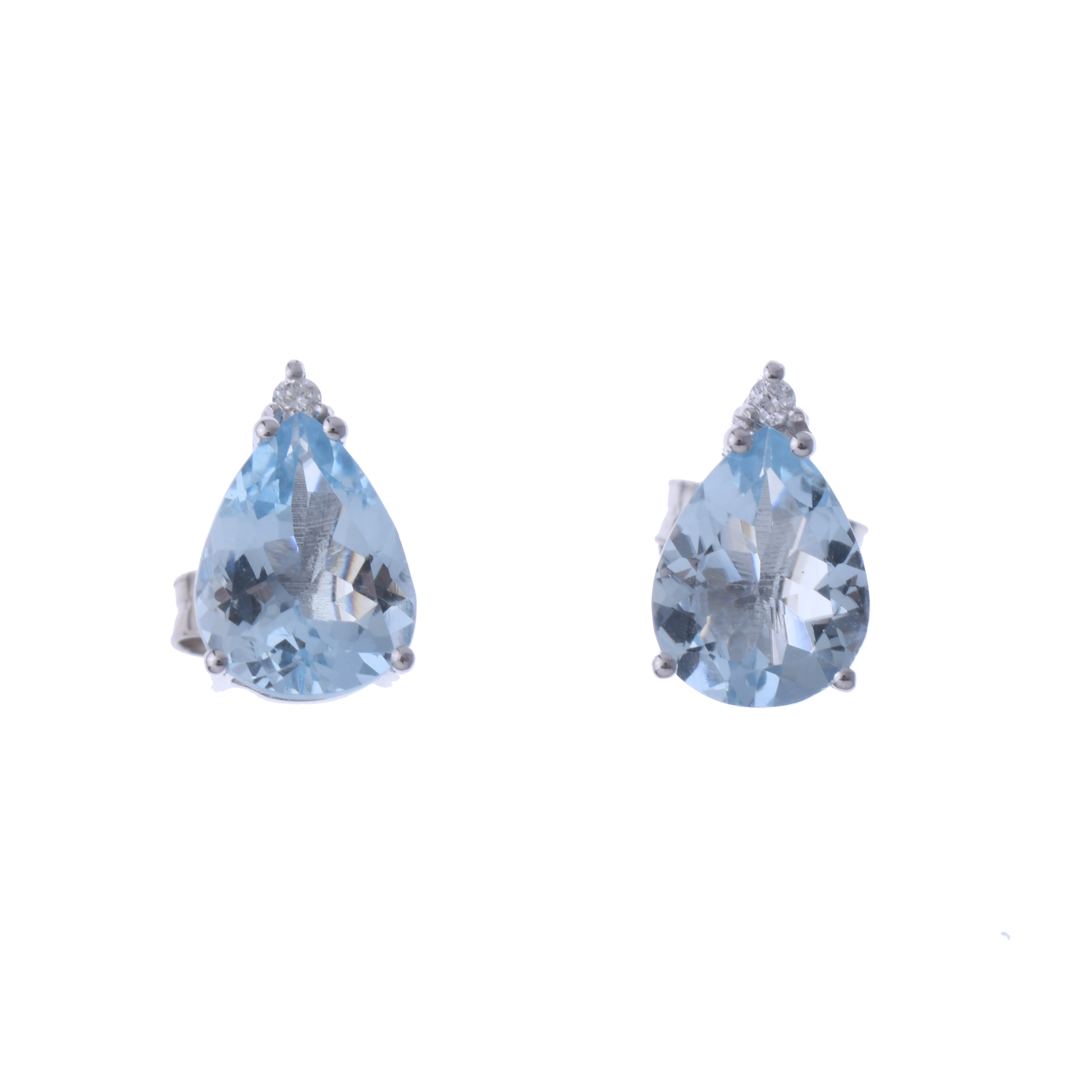 AQUAMARINE EARRINGS.