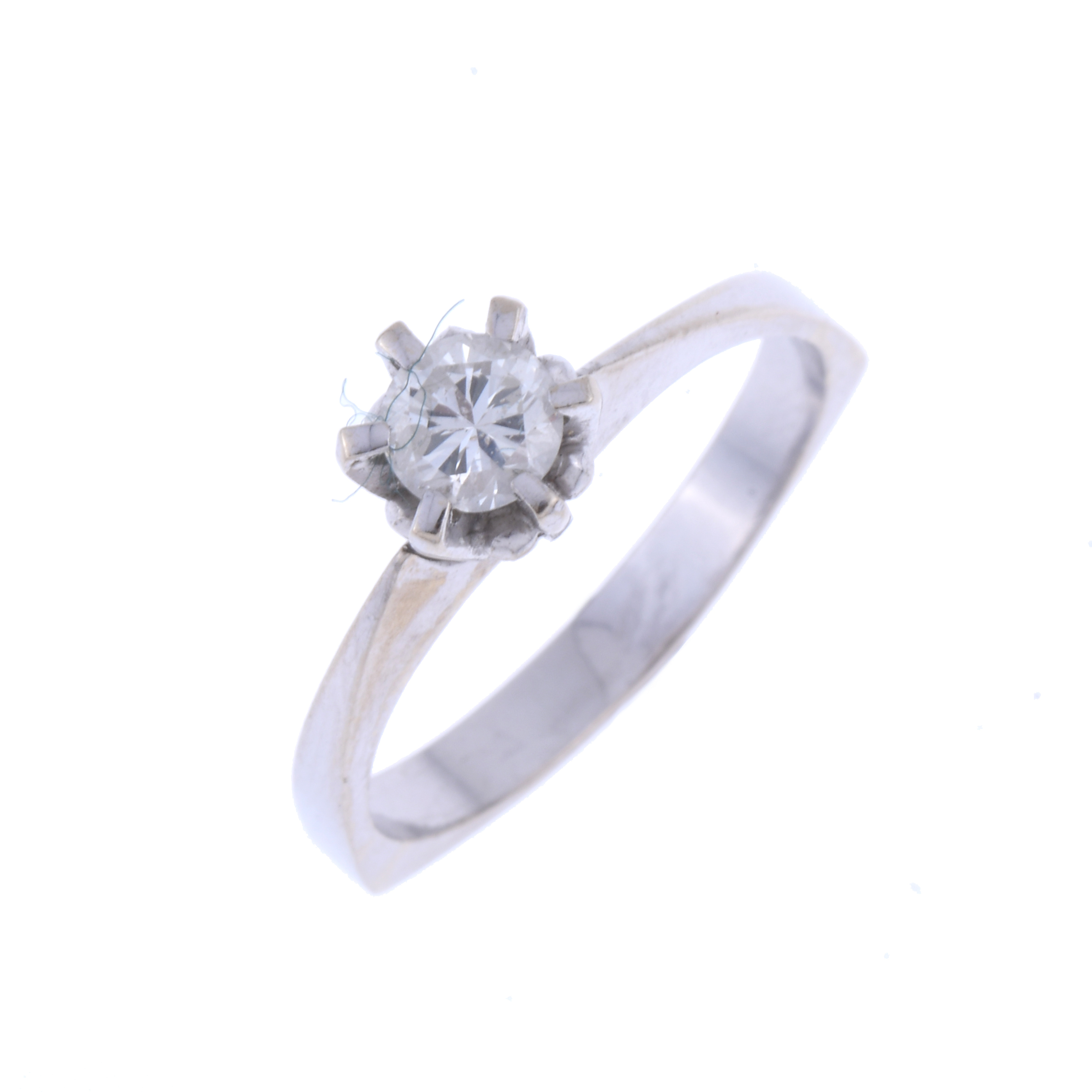 DIAMOND SOLITAIRE RING.