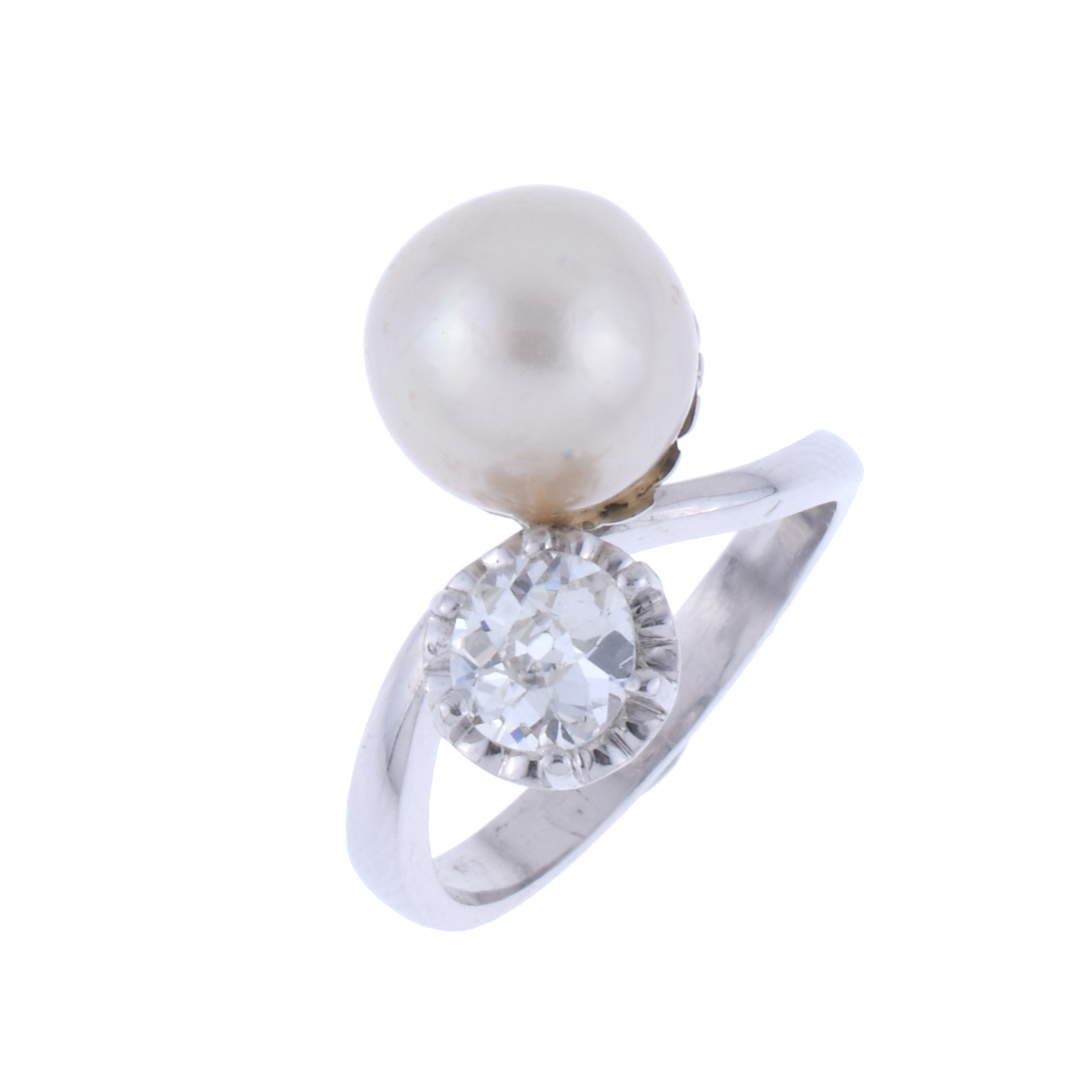 YOU AND ME RING WITH DIAMOND AND PEARL.