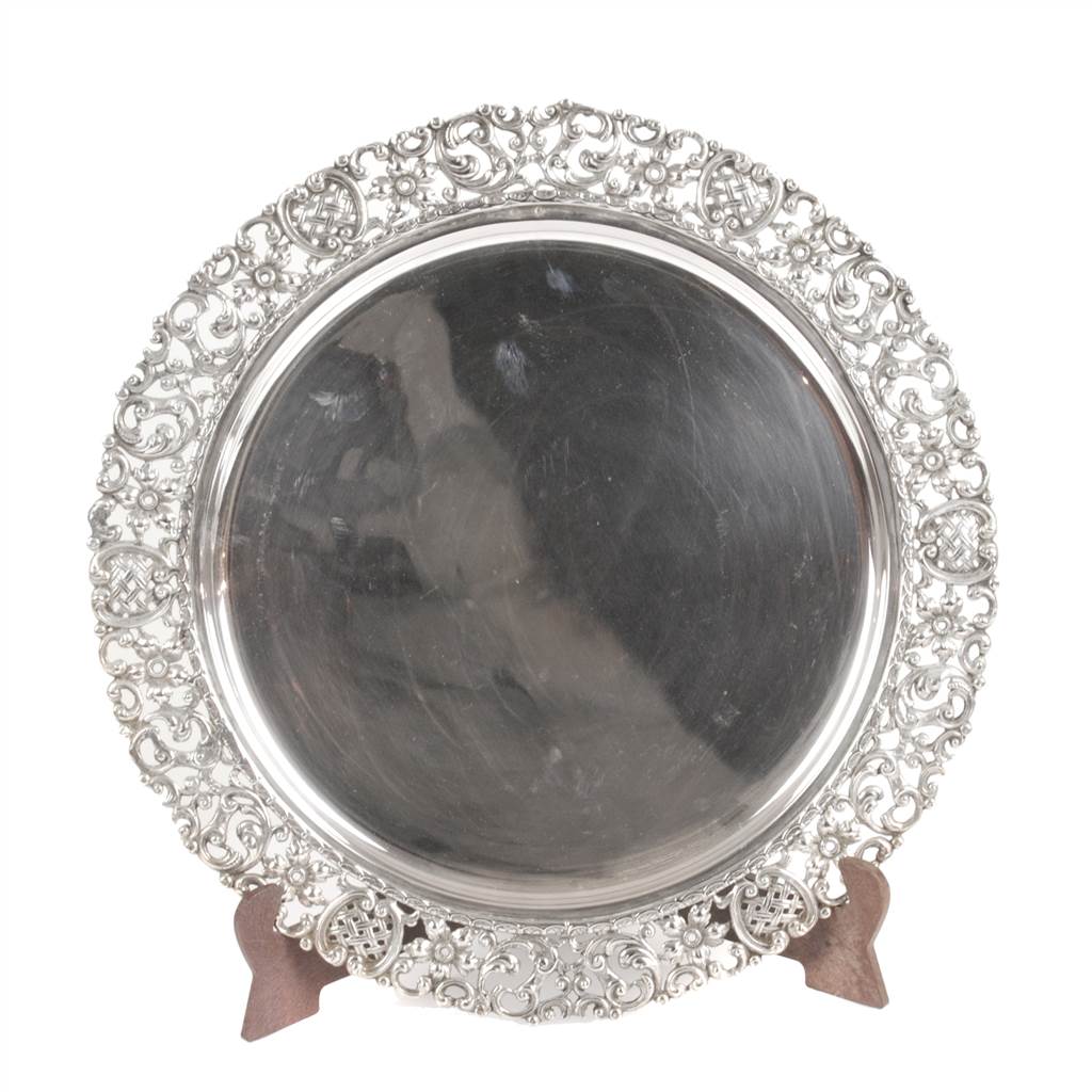 SILVER CENTREPIECE BY THE SILVERSMITH ORIOL FROM BARCELONA,