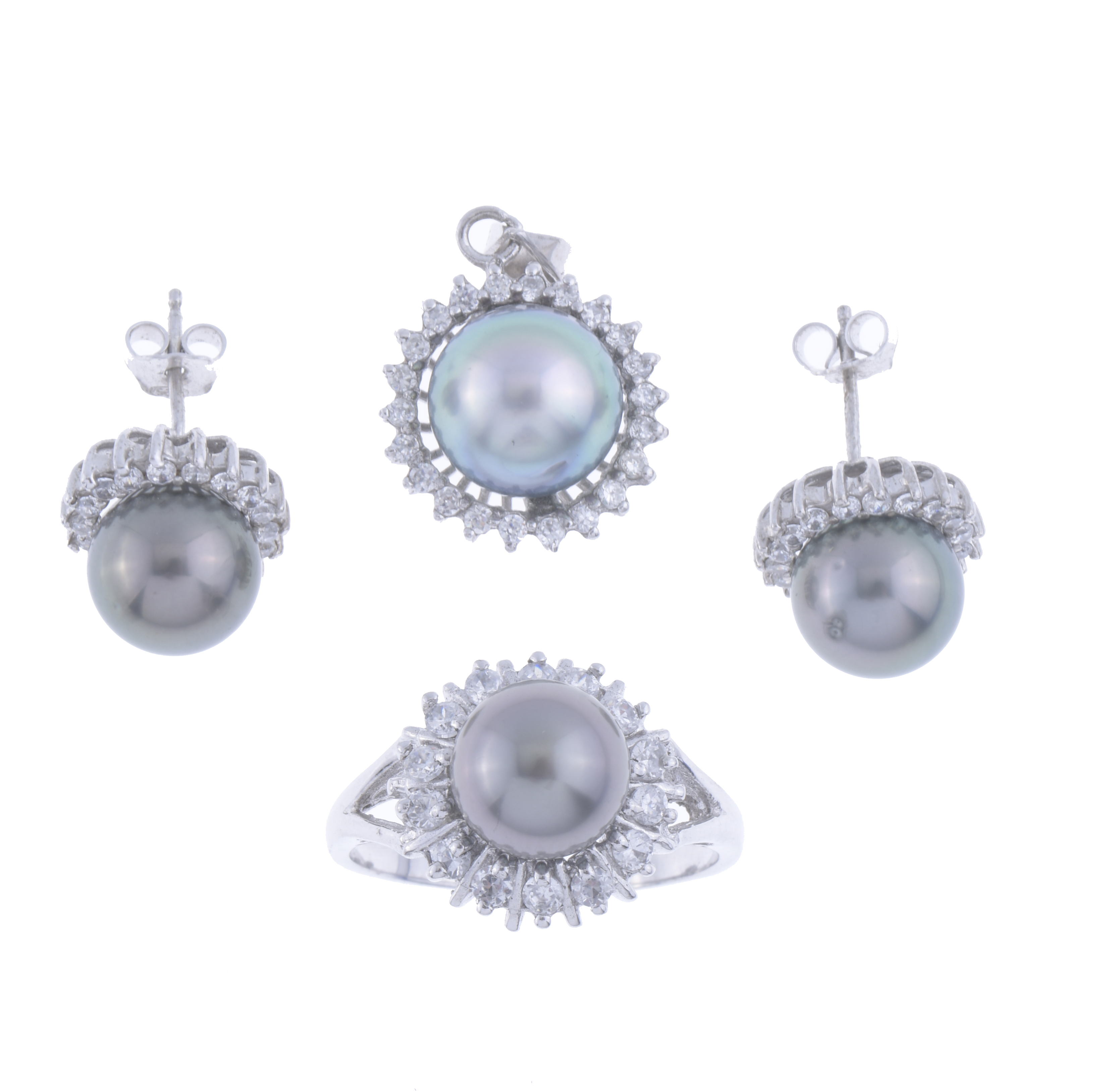 CONJUNTO DE SORTIJA, PENDIENTES Y COLGANTE CON PERLA TAHITÍ