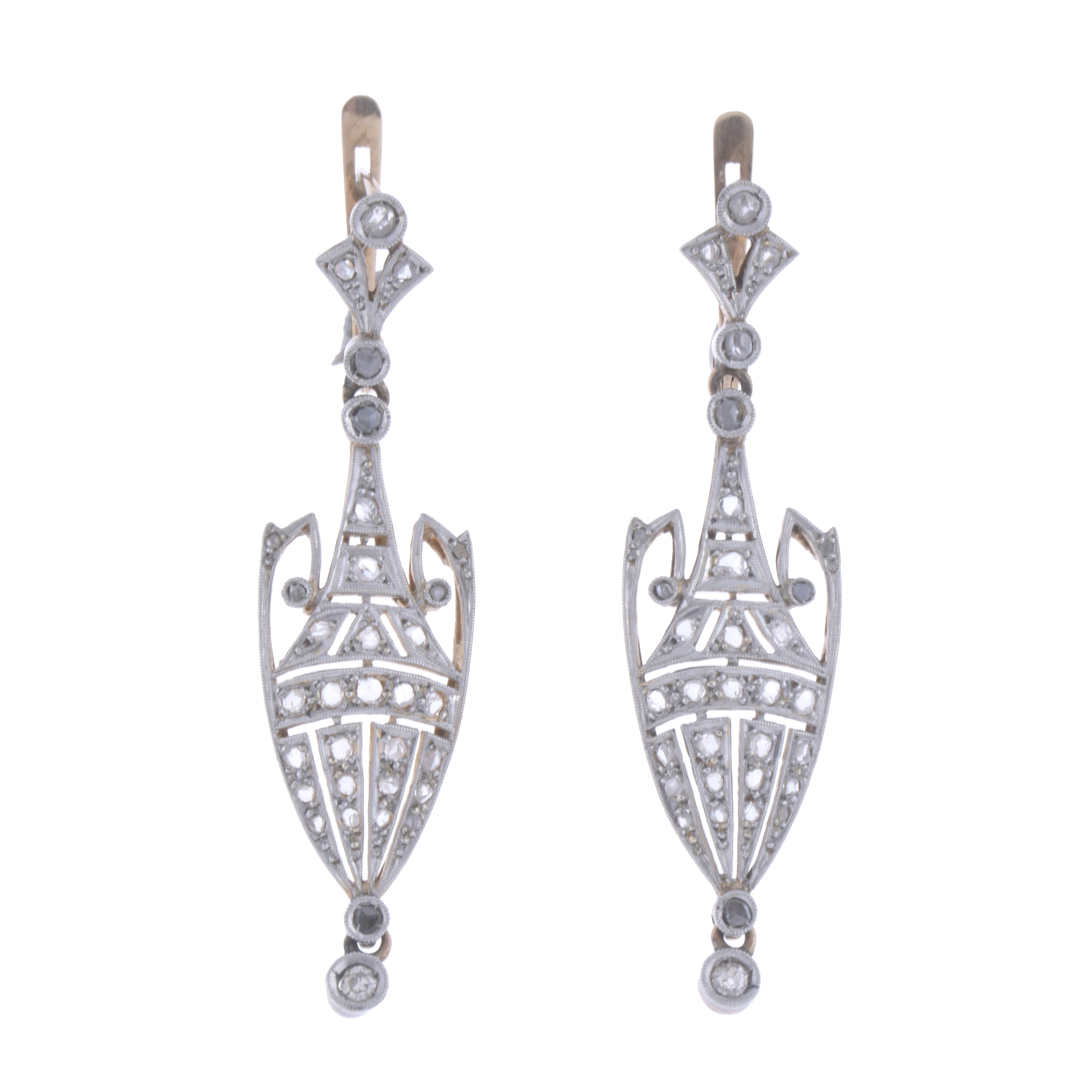 PENDIENTES LARGOS NOUCENTISTAS CON DIAMANTES.