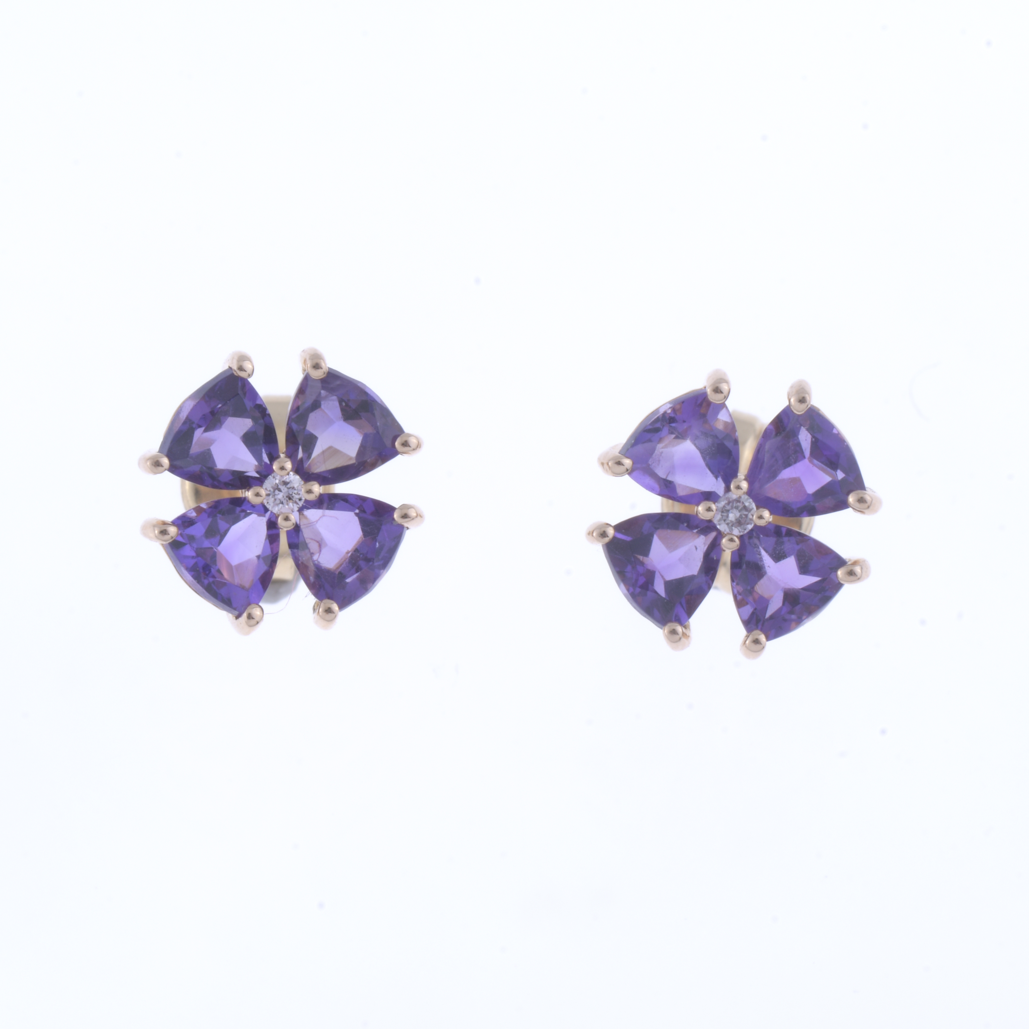 PENDIENTES FLORALES CON AMATISTAS.