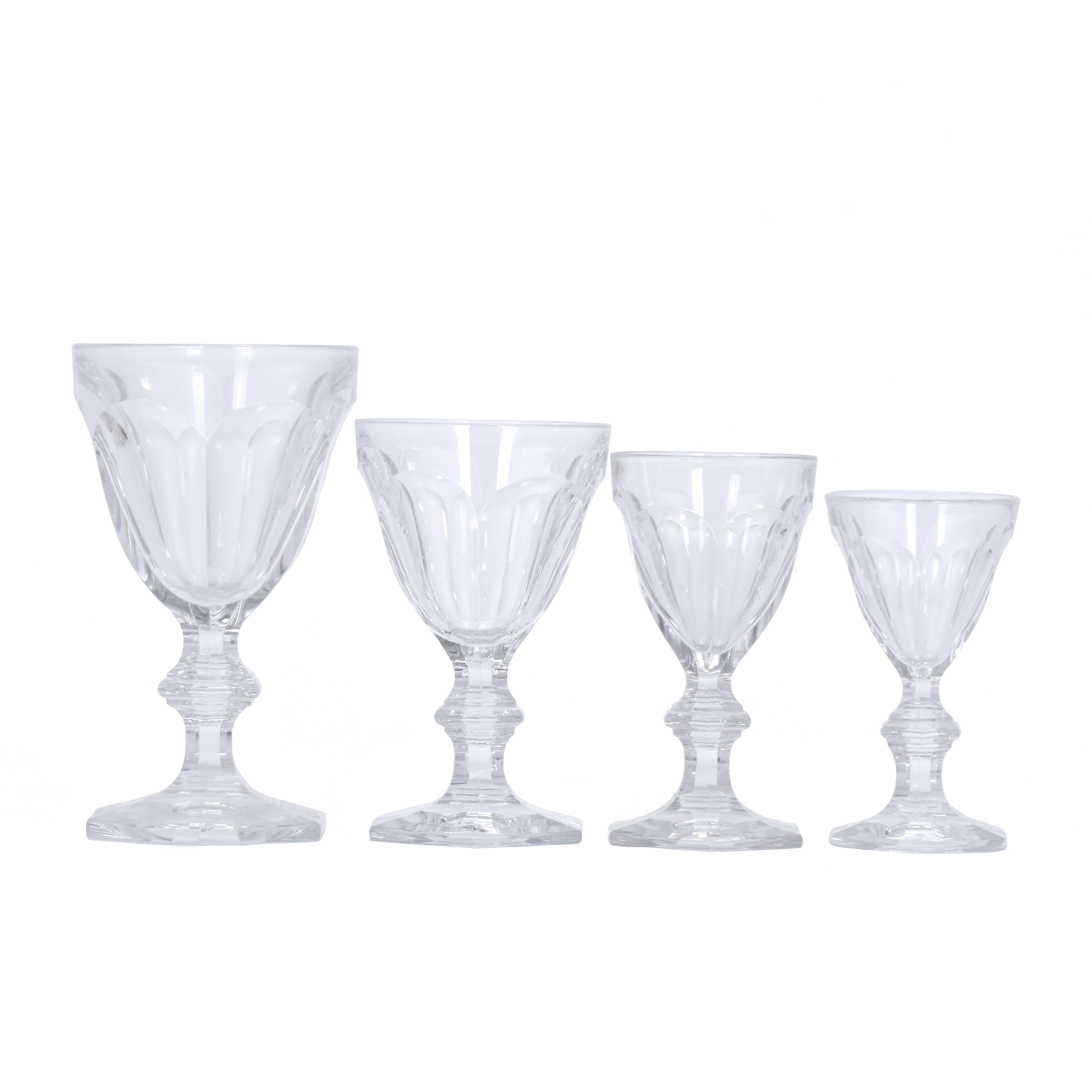 BACCARAT MANUFACTURE. GLASSWARE WITH TWENTY-FOUR GLASSES, S