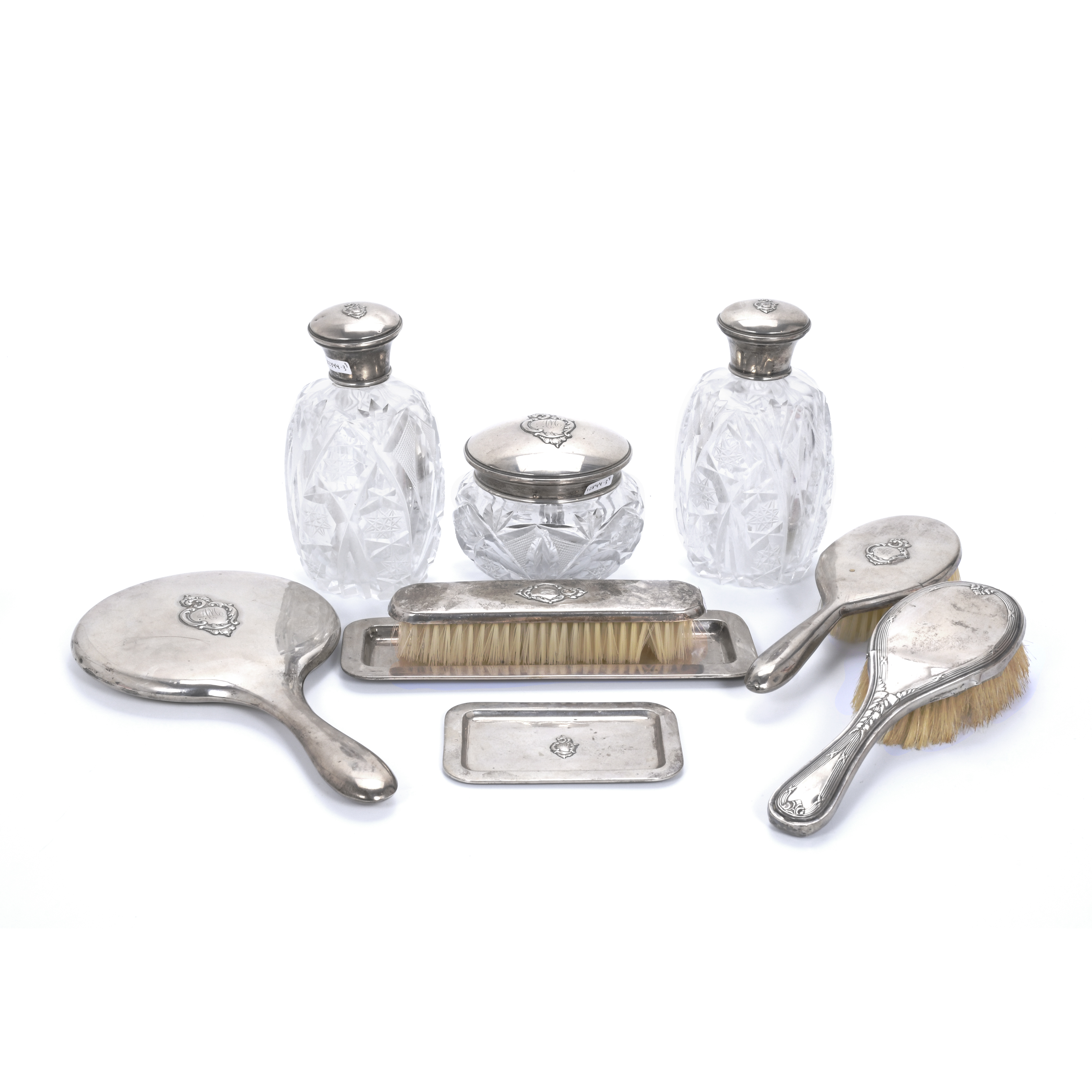 VANITY SET IN CARVED GLASS AND SILVER, MID 20TH CENTURY.