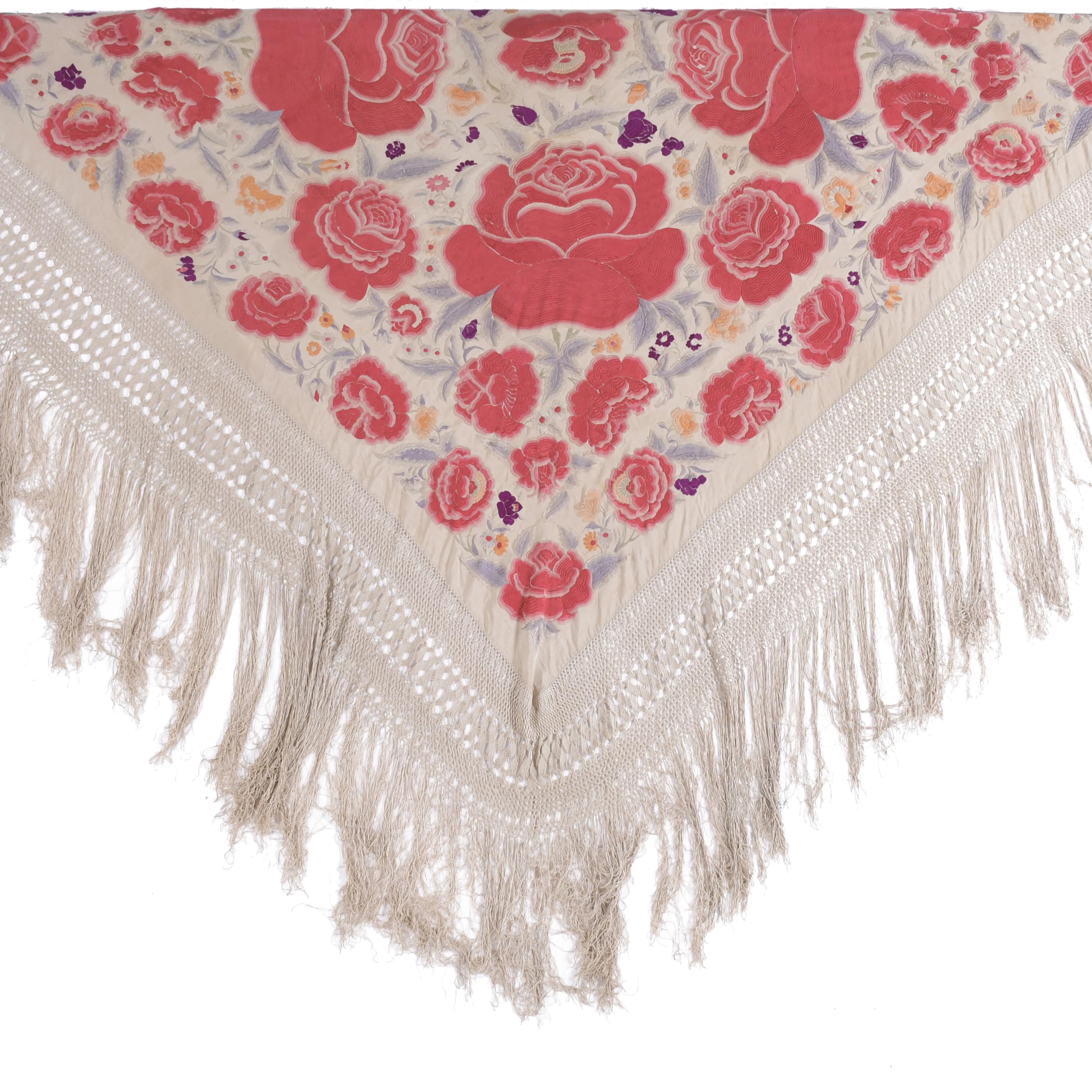 MANILA SHAWL, LATE 19TH CENTURY.