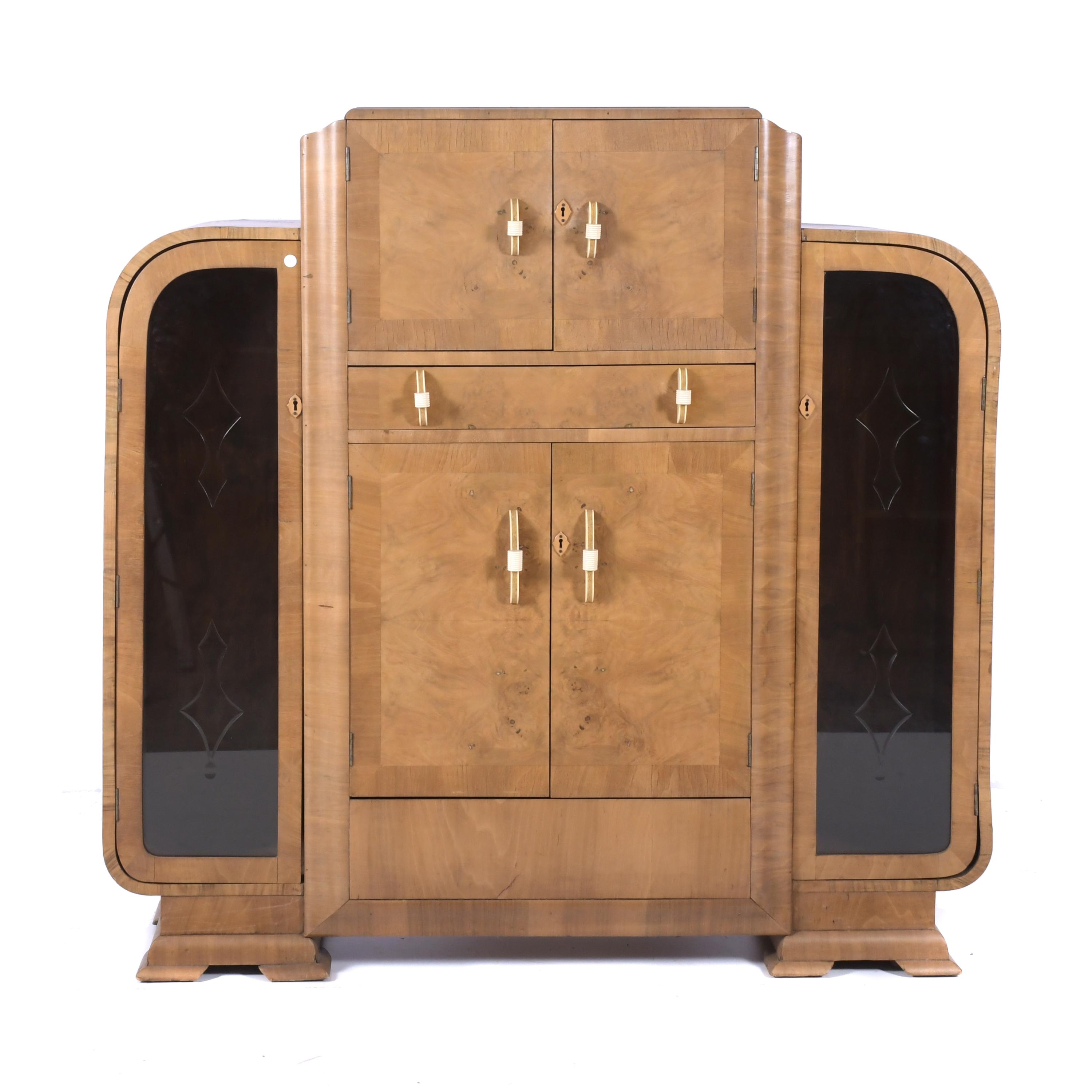 Mueble bar Art Decó, siguiendo modelos vieneses, circa 1925
