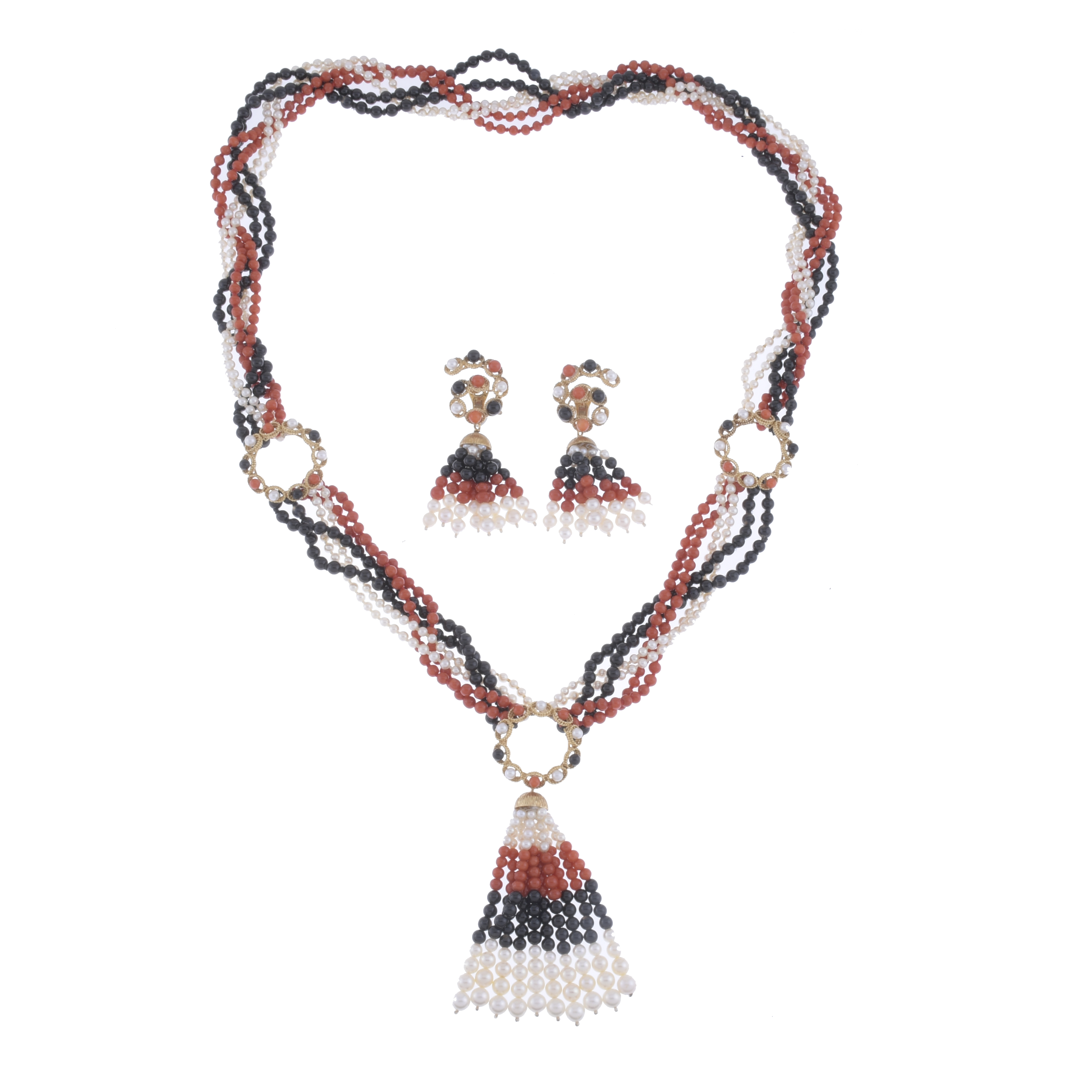 LONG NECKLACE AND EARRINGS IN CORAL, ONYX AND PEARLS.