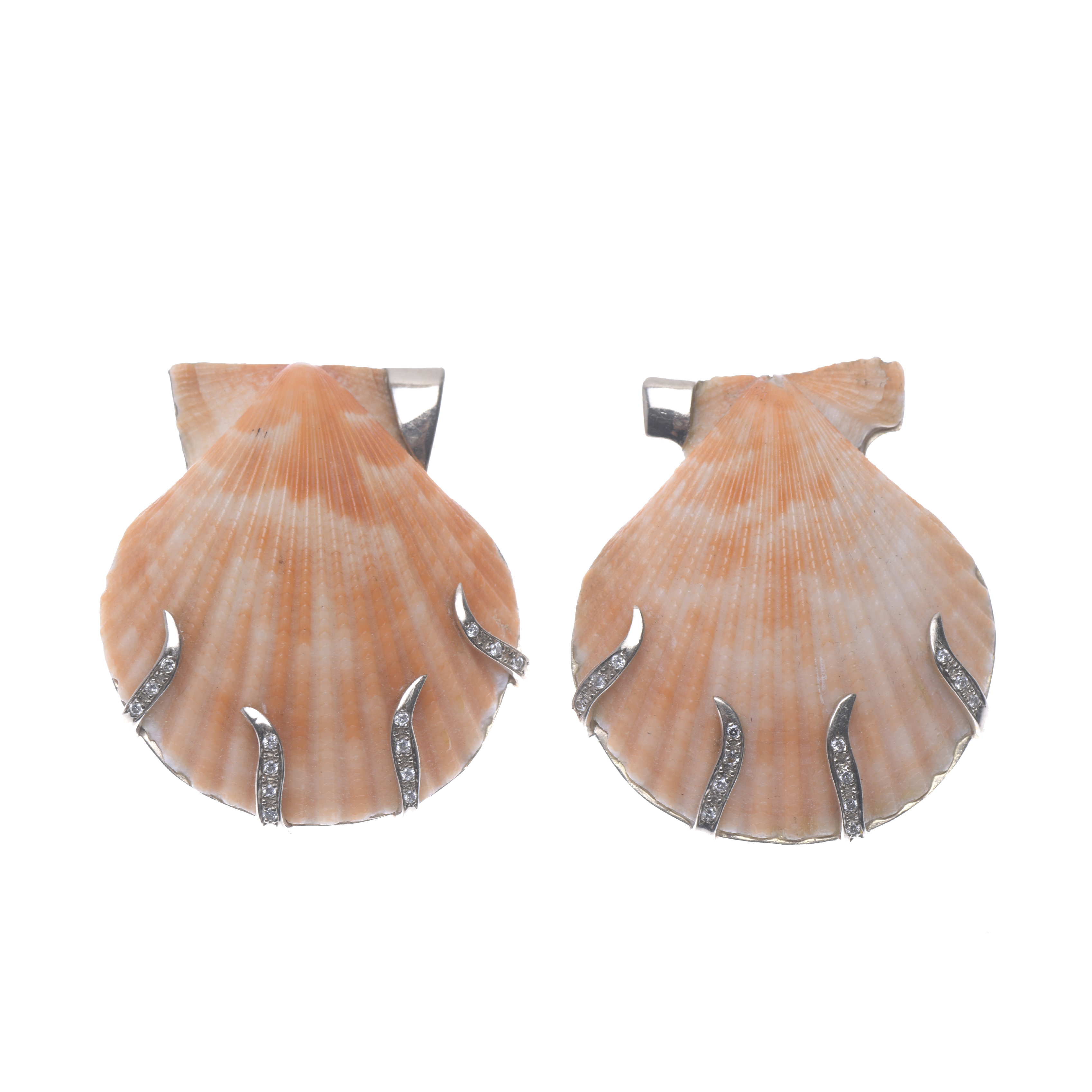 NATURAL SHELL EARRINGS WITH DIAMONDS.