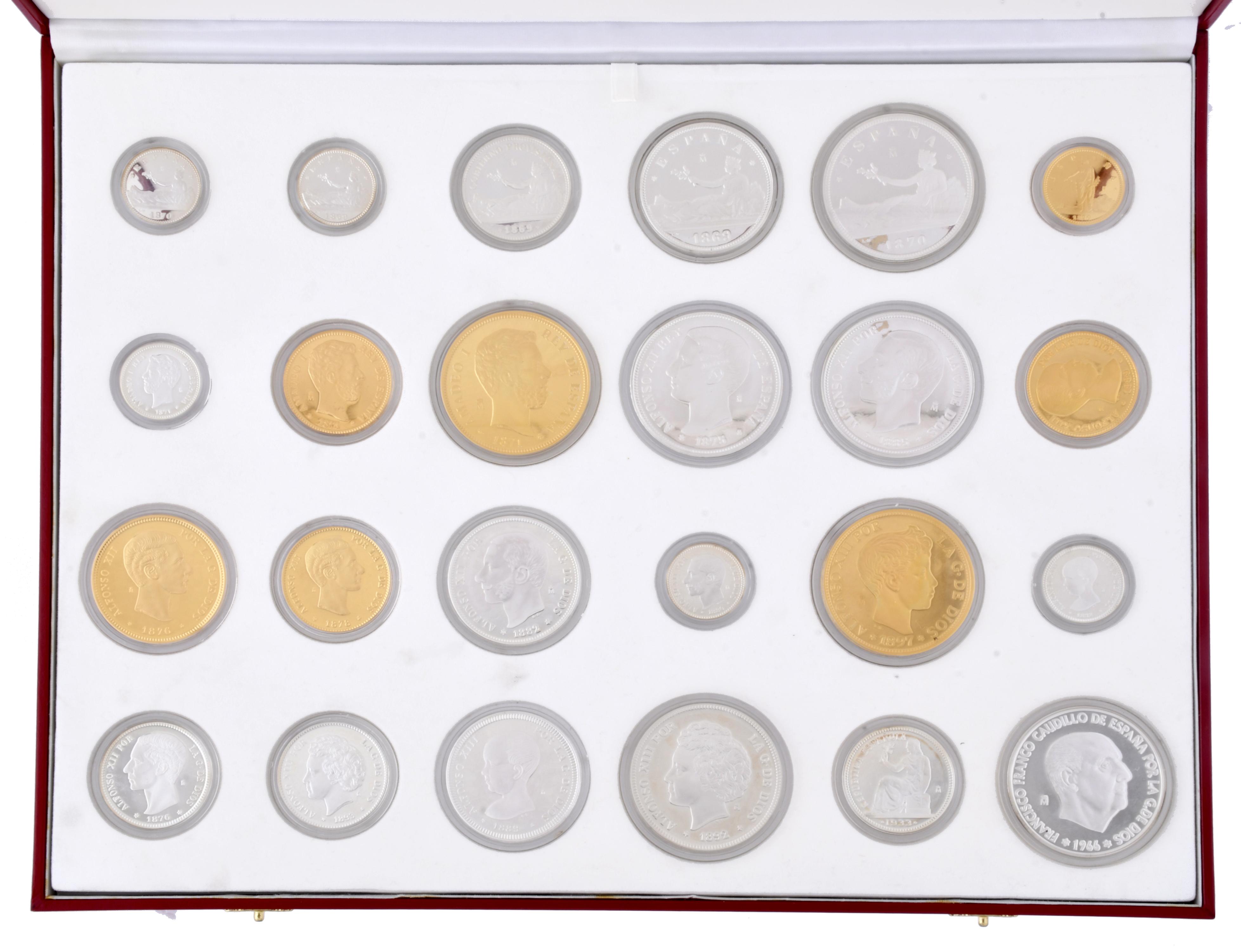 Historia de la peseta, réplica de las veinticuatro monedas.
