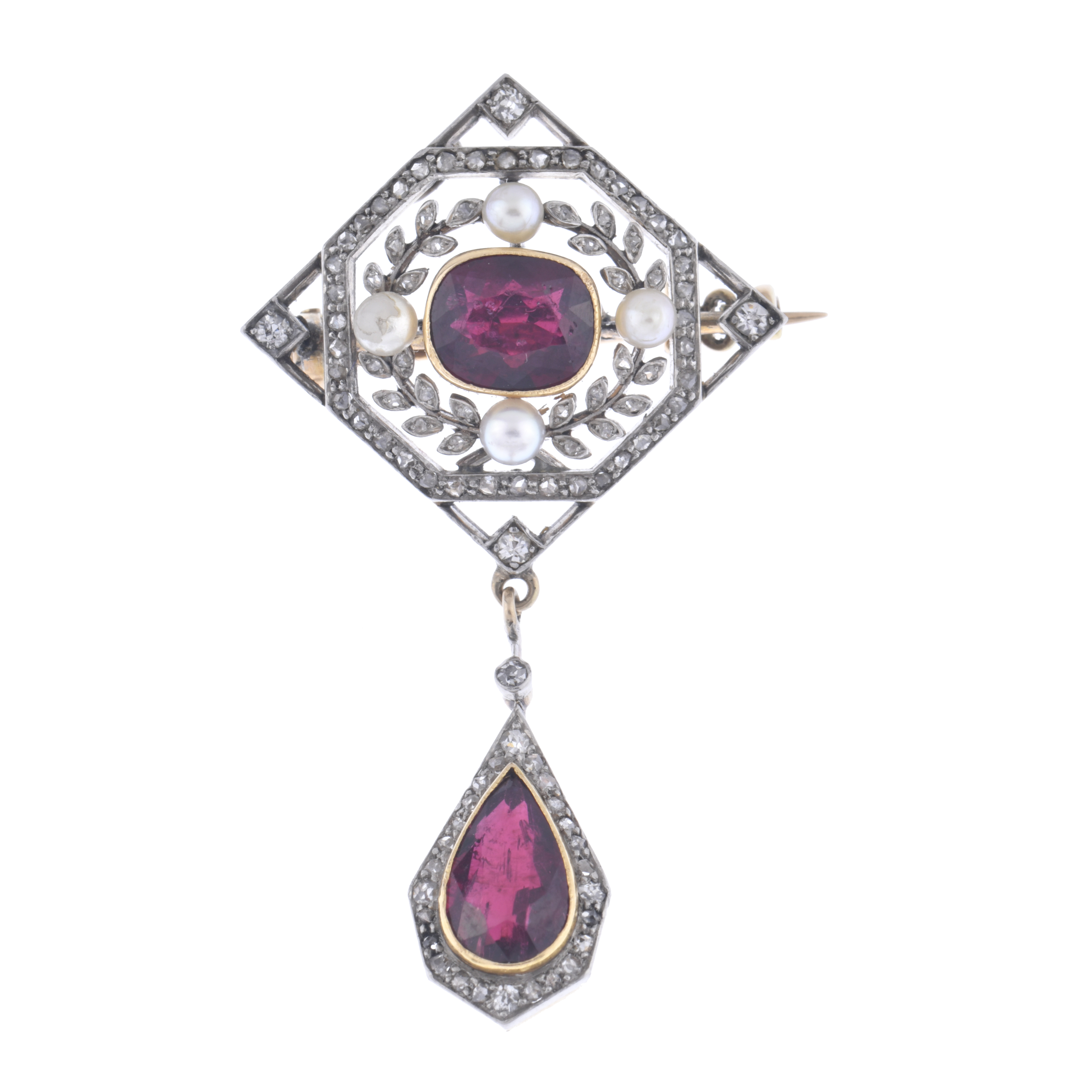 Broche novecentista transformable en colgante, con granates