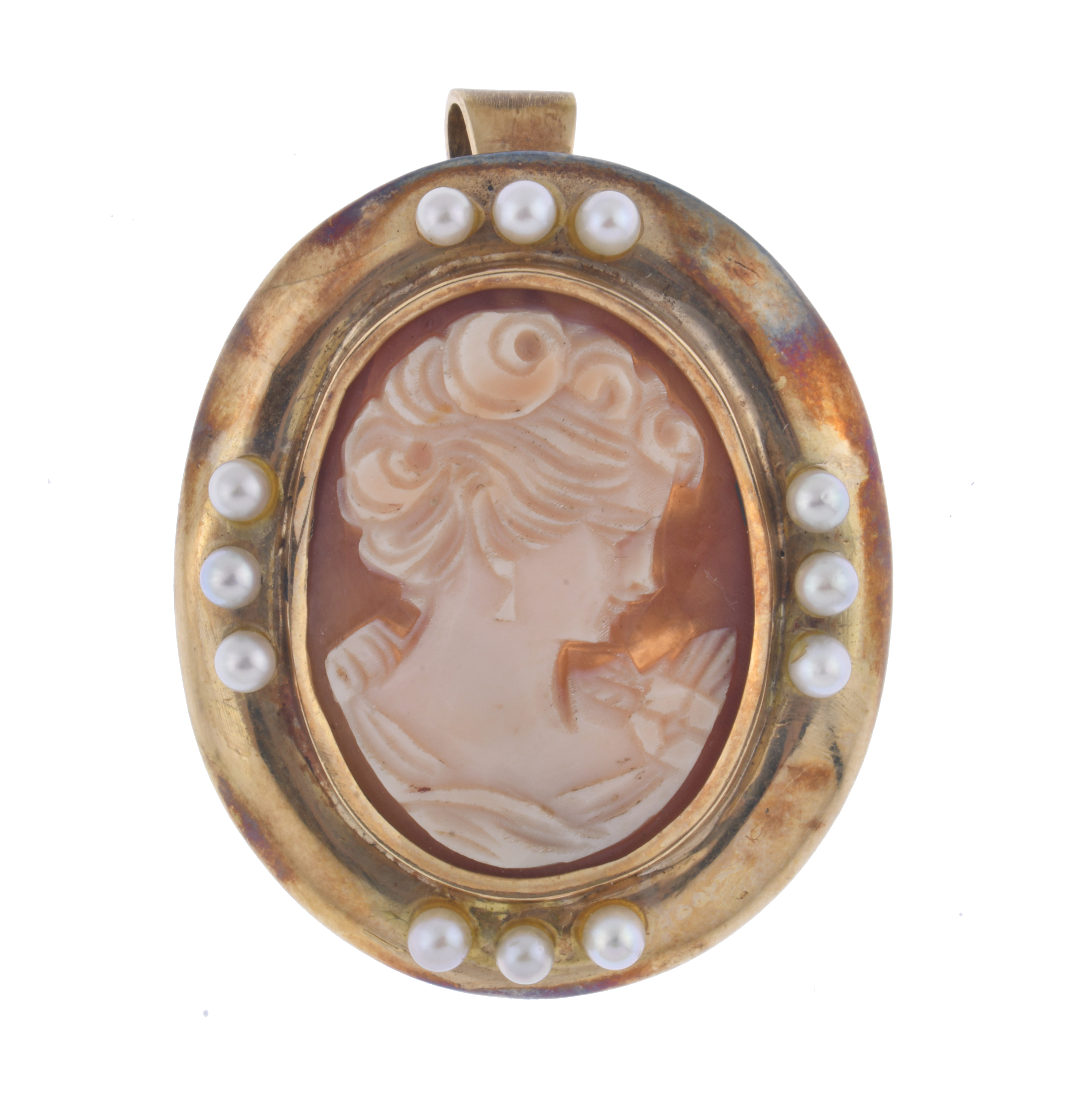 Broche colgante estilo neoclásico con camafeo y perlas. S.X
