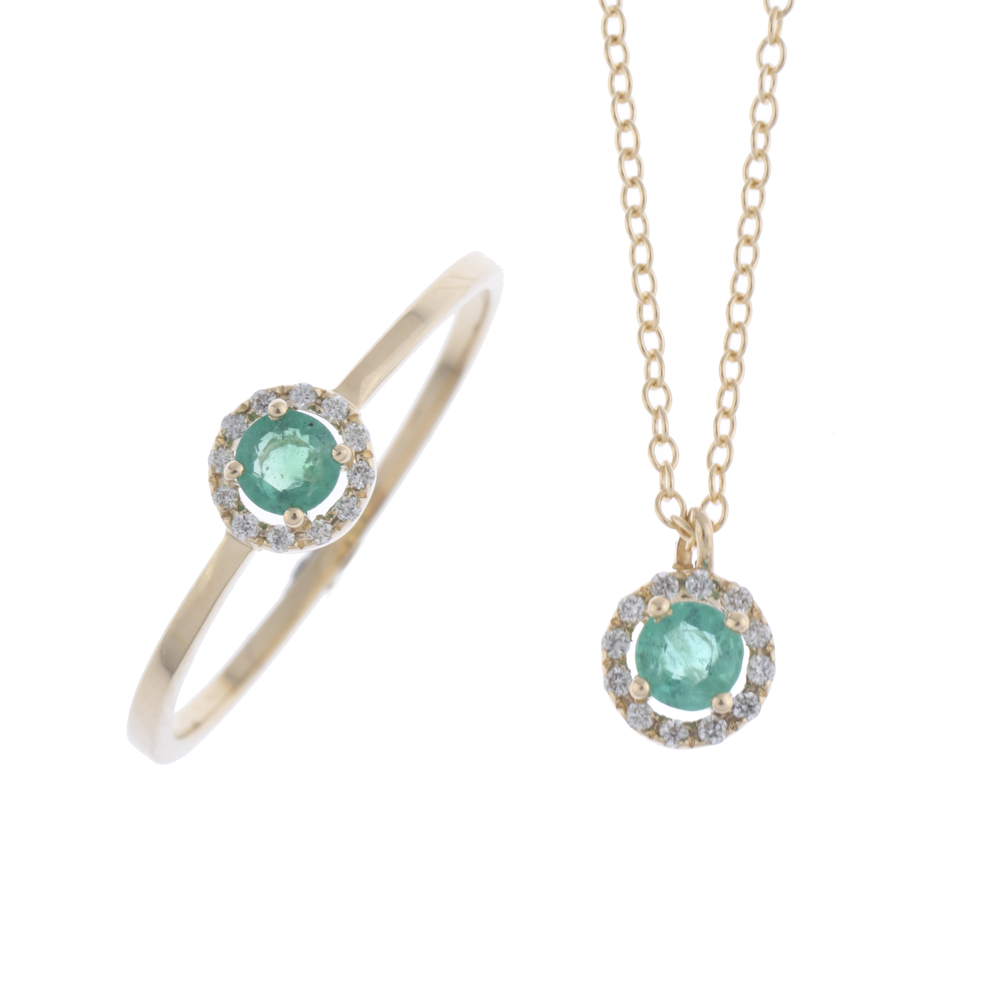 Conjunto de anillo y collar colgante con esmeralda y rosetó