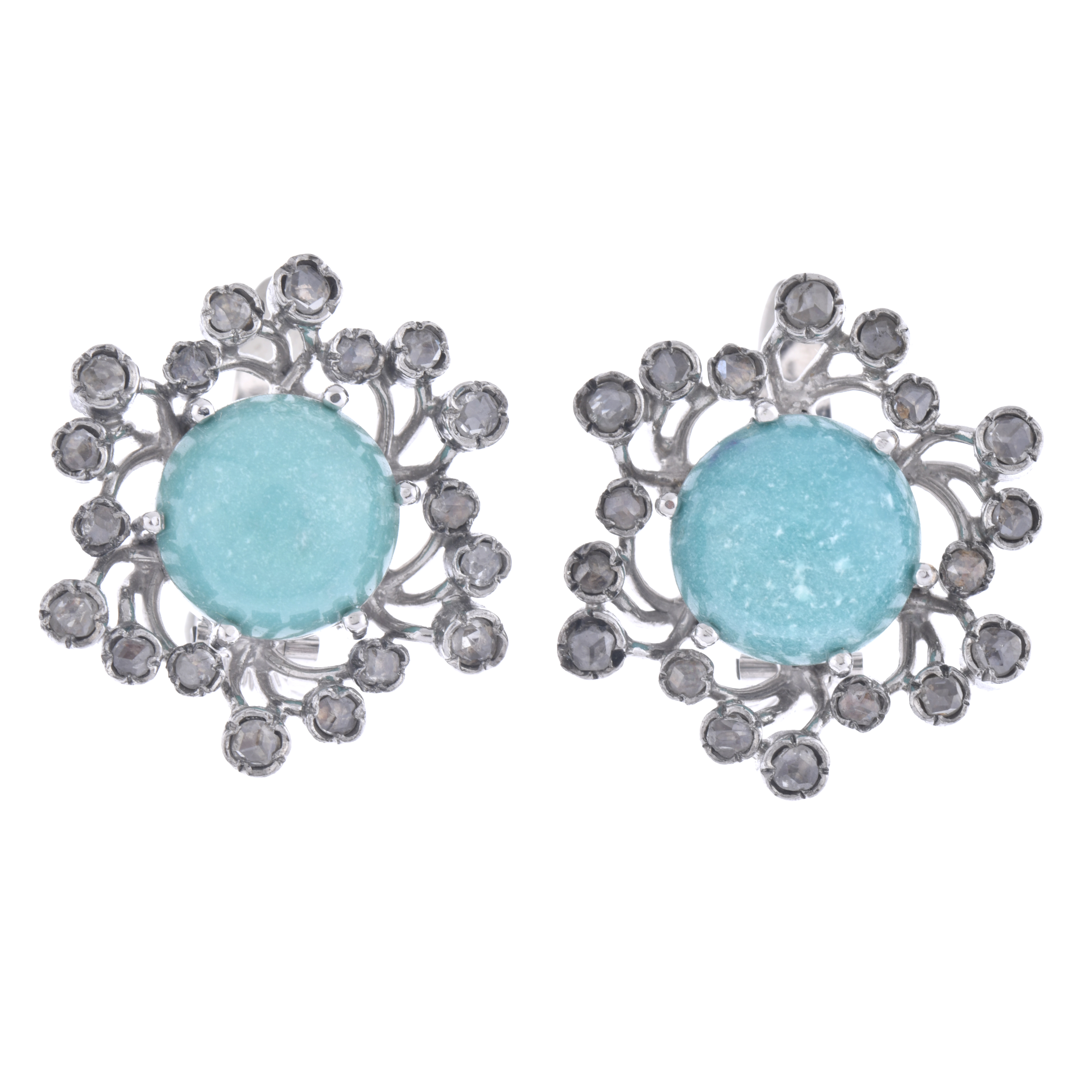 Floral earrings with turquoises and diamonds.