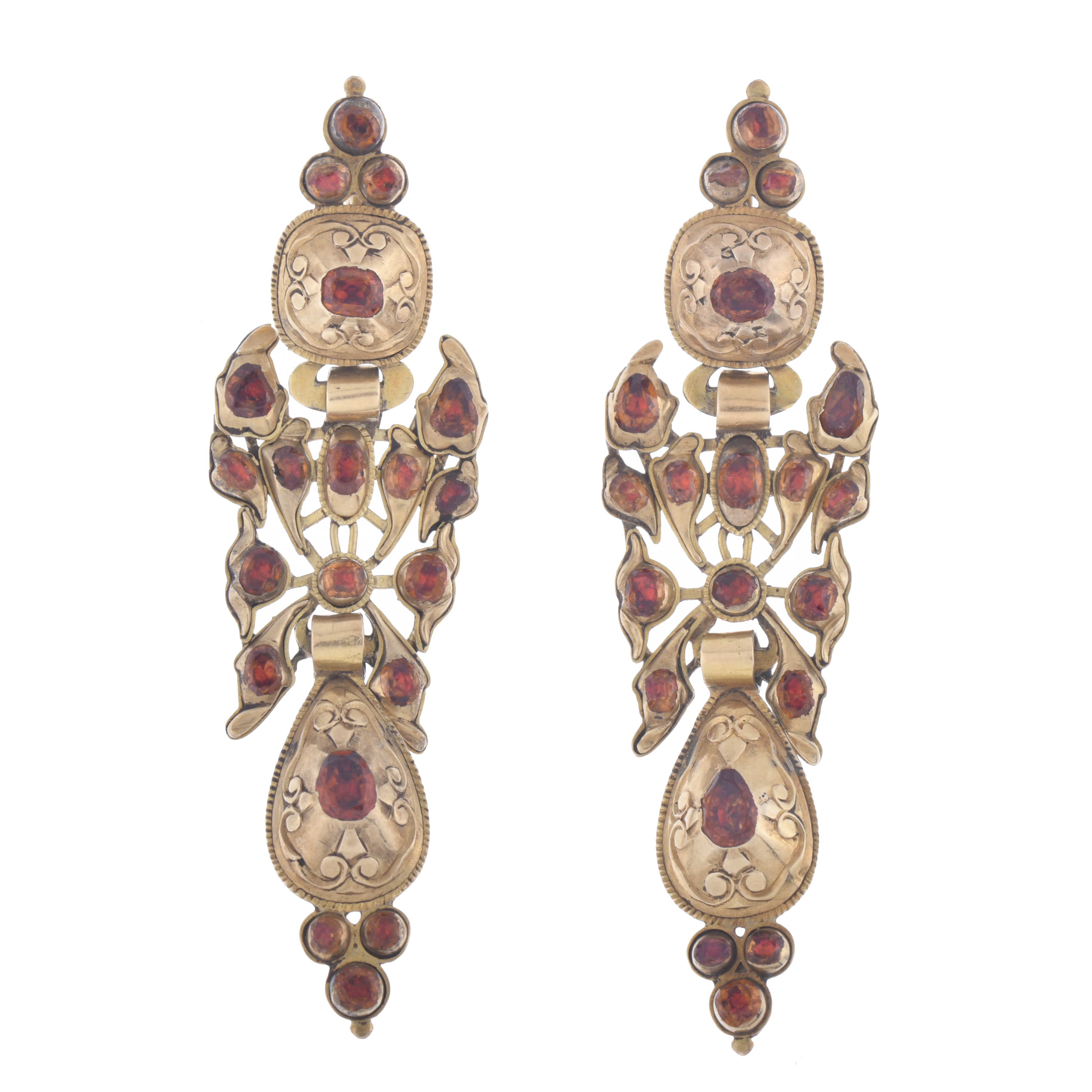 Pendientes de arangada con granates s. XVIII.