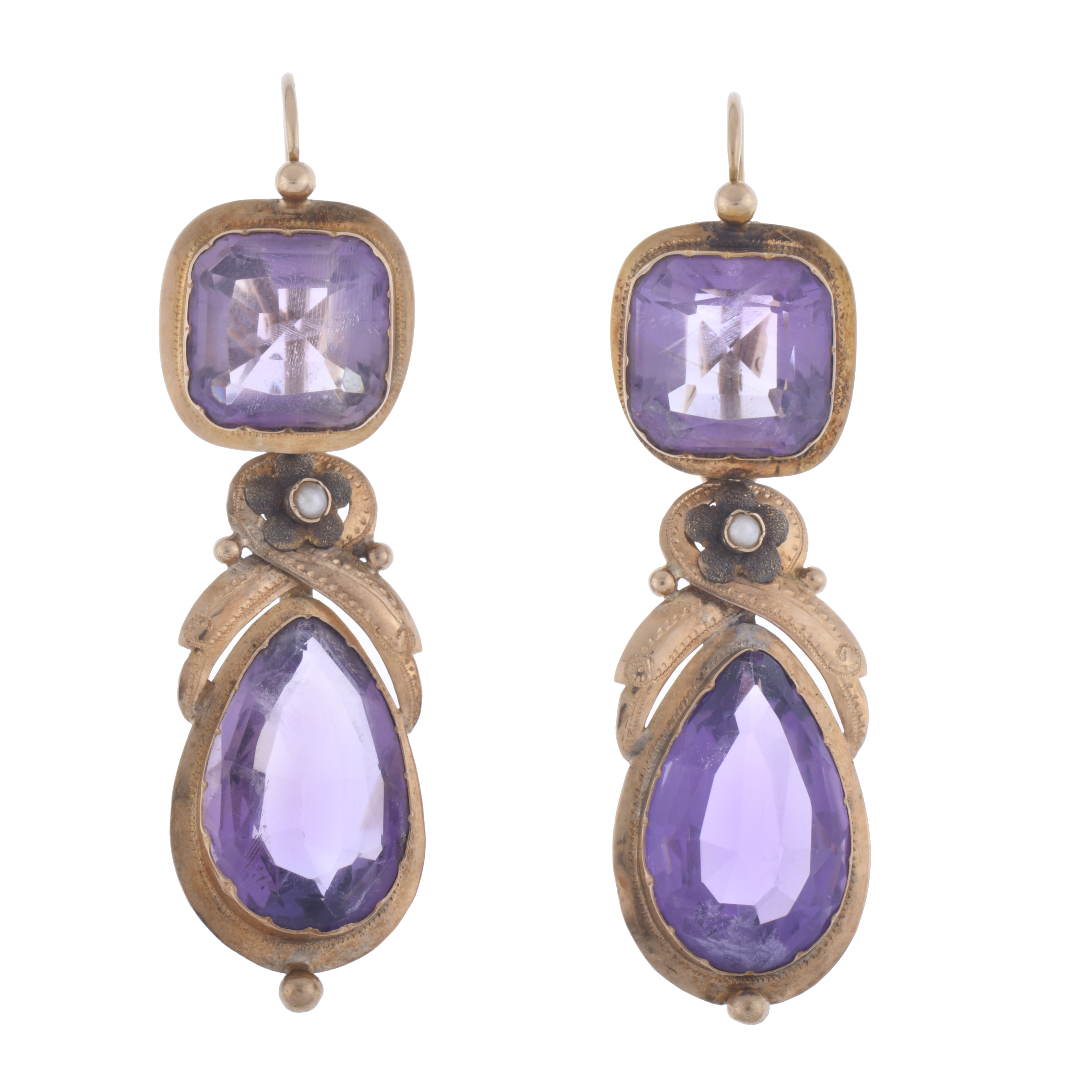 Elizabethan style earrings with amethysts.