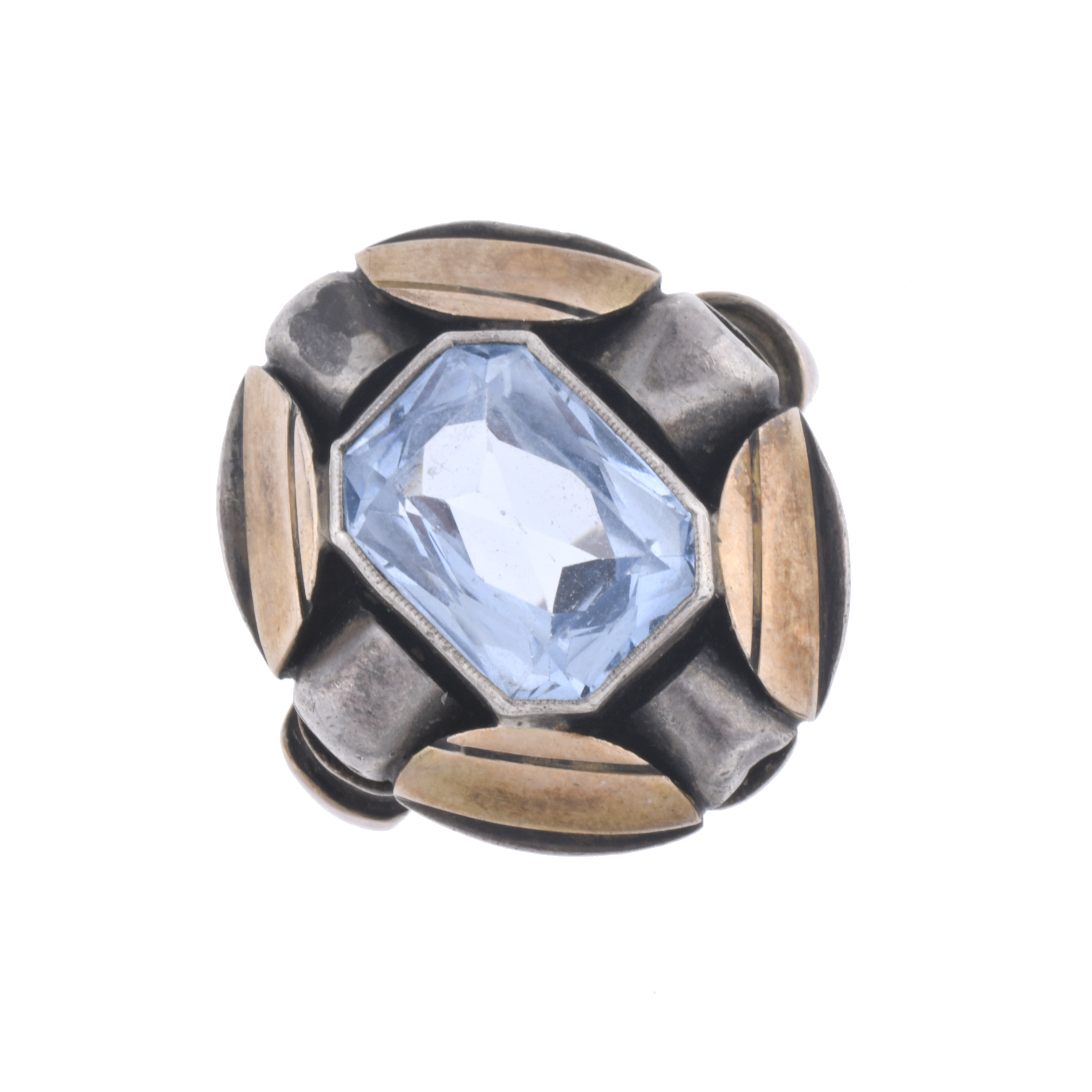 Anillo Art Déco con aguamarina.