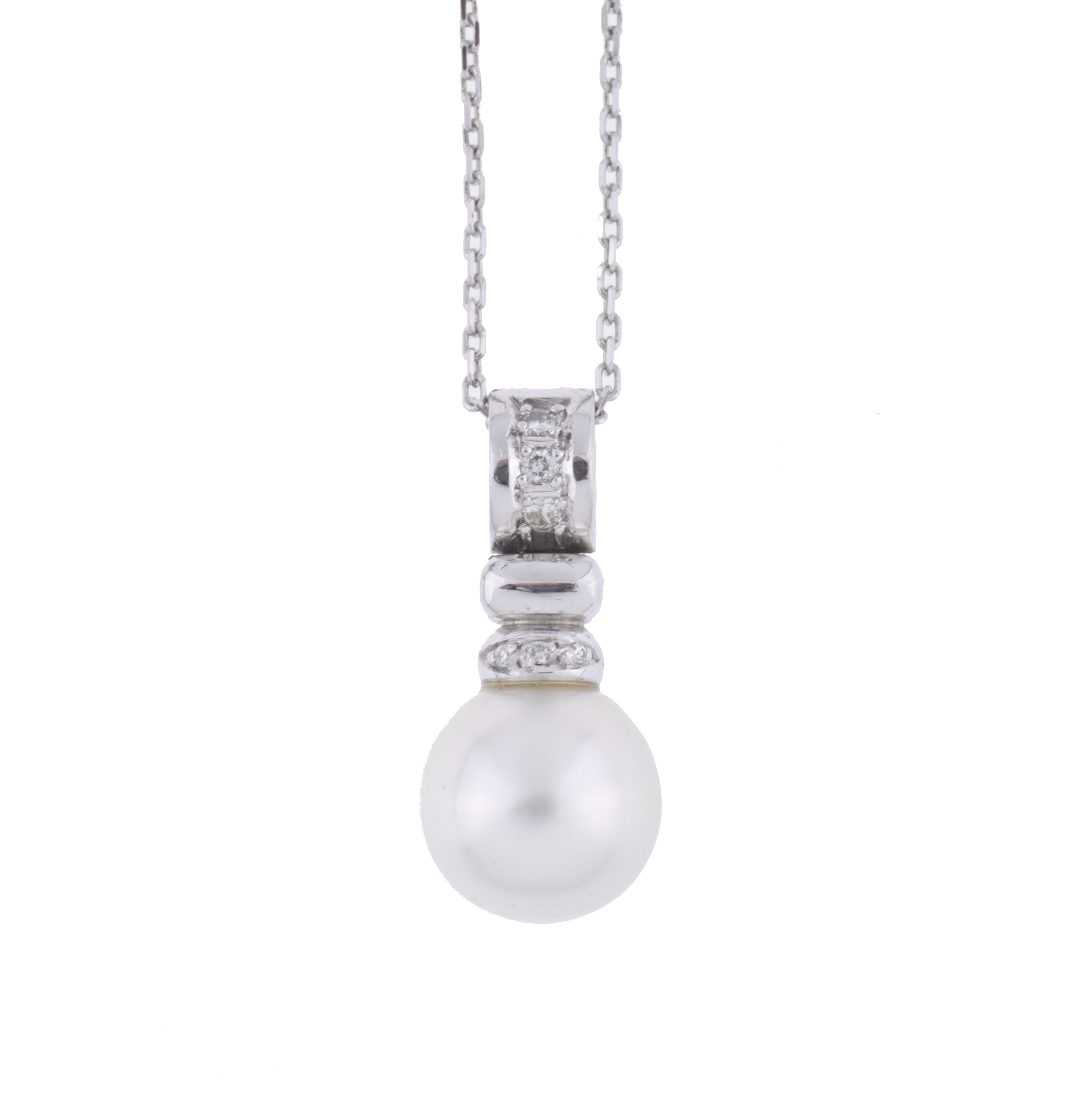 Collar con colgante de perla australiana.