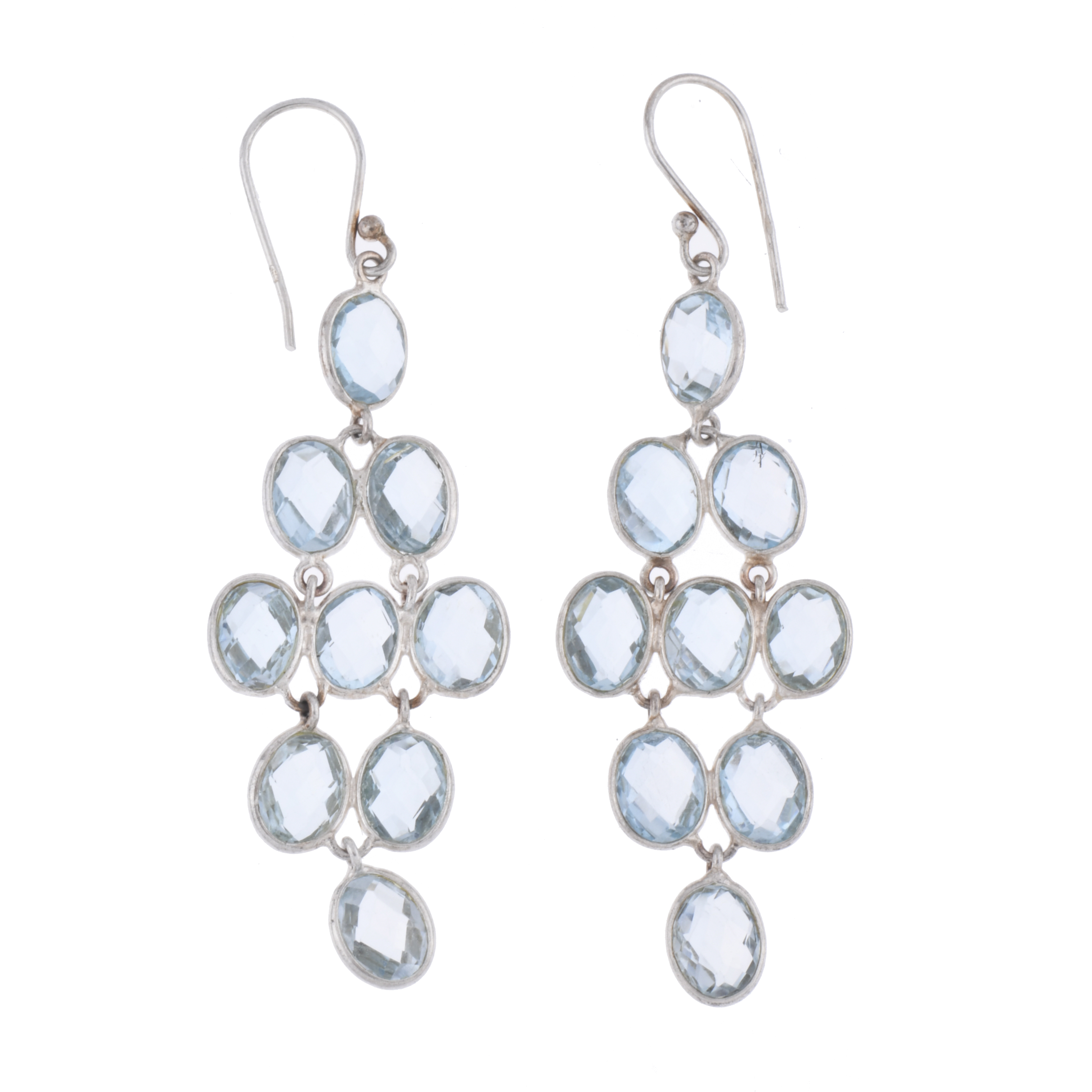 Cluster-shaped earrings with blue topazes.