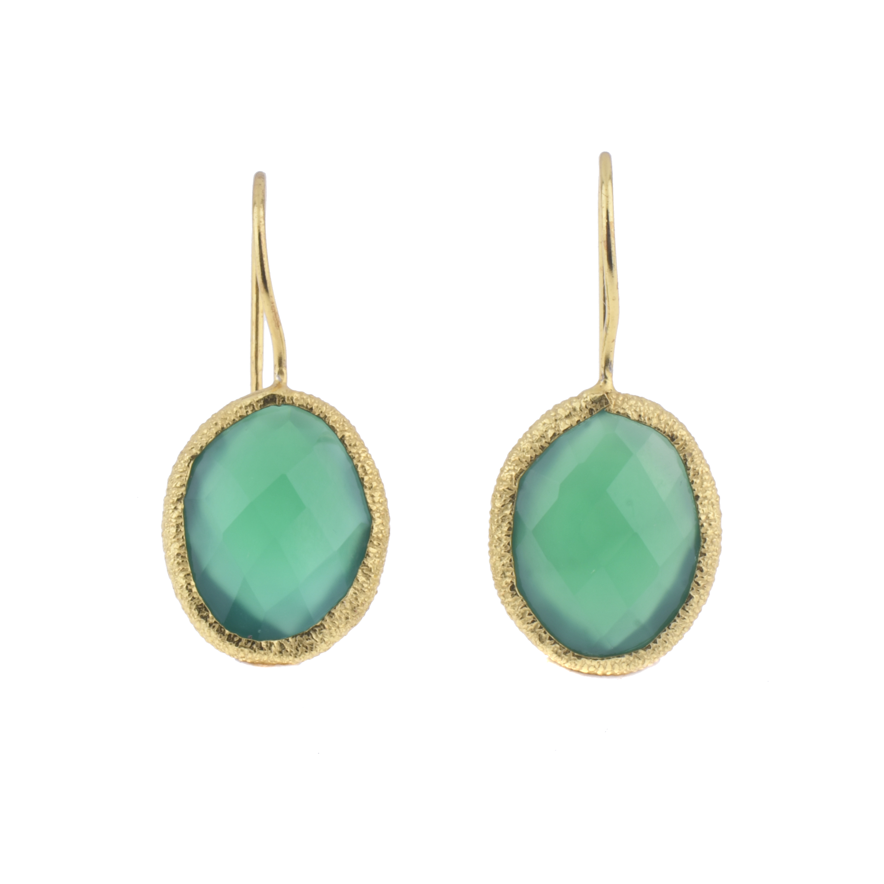 Earrings with green onyx.