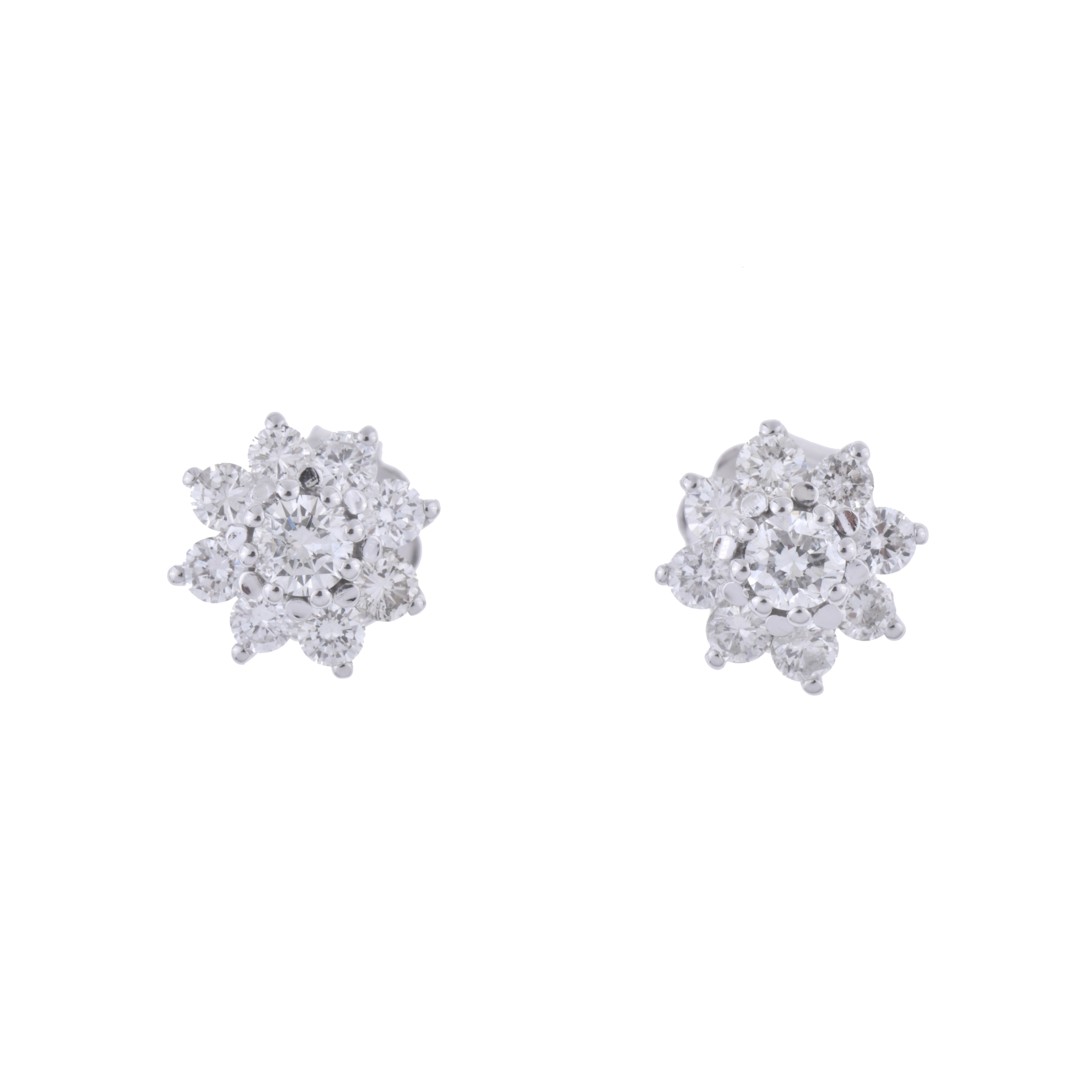 Pendientes con rosetón de diamantes.