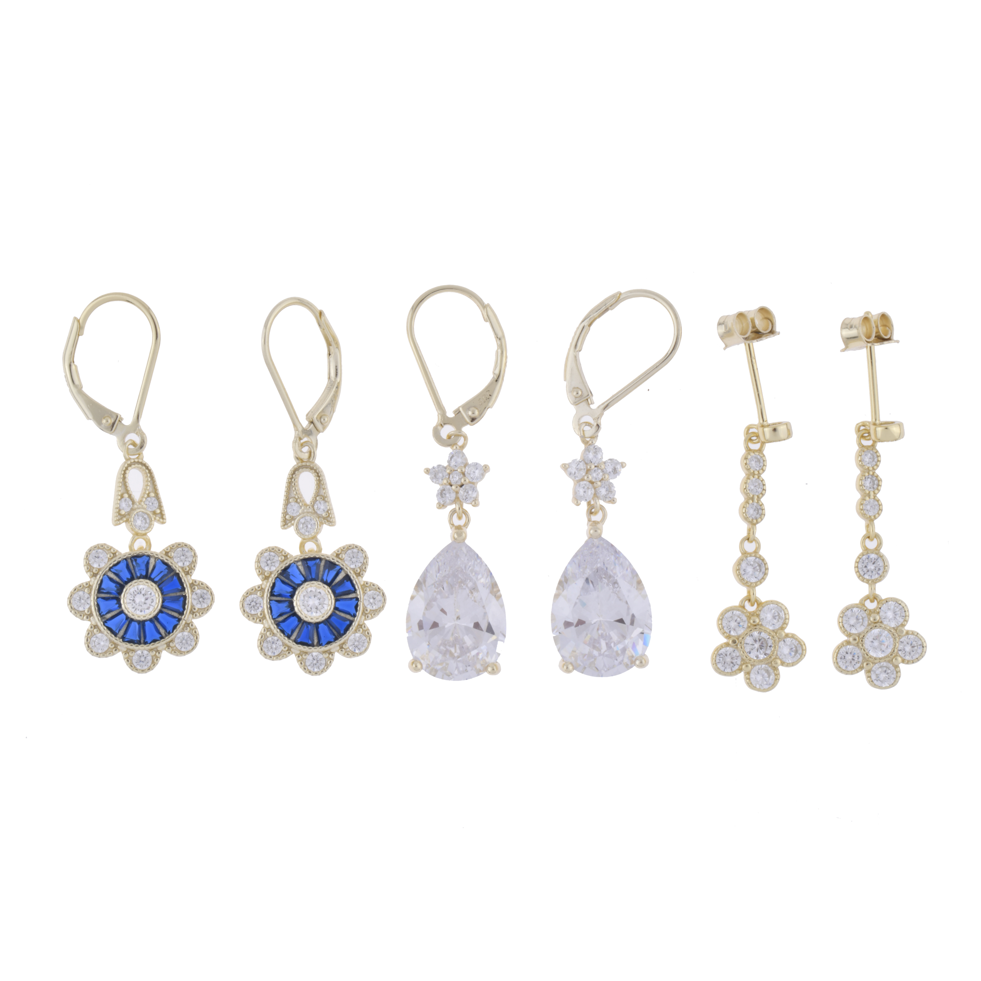 Lote de tres pares de pendientes con motivos florales.