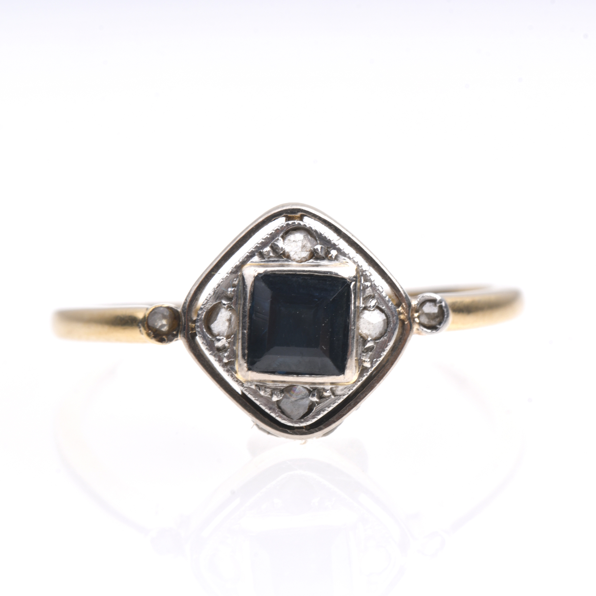 Art Deco diamonds ring.