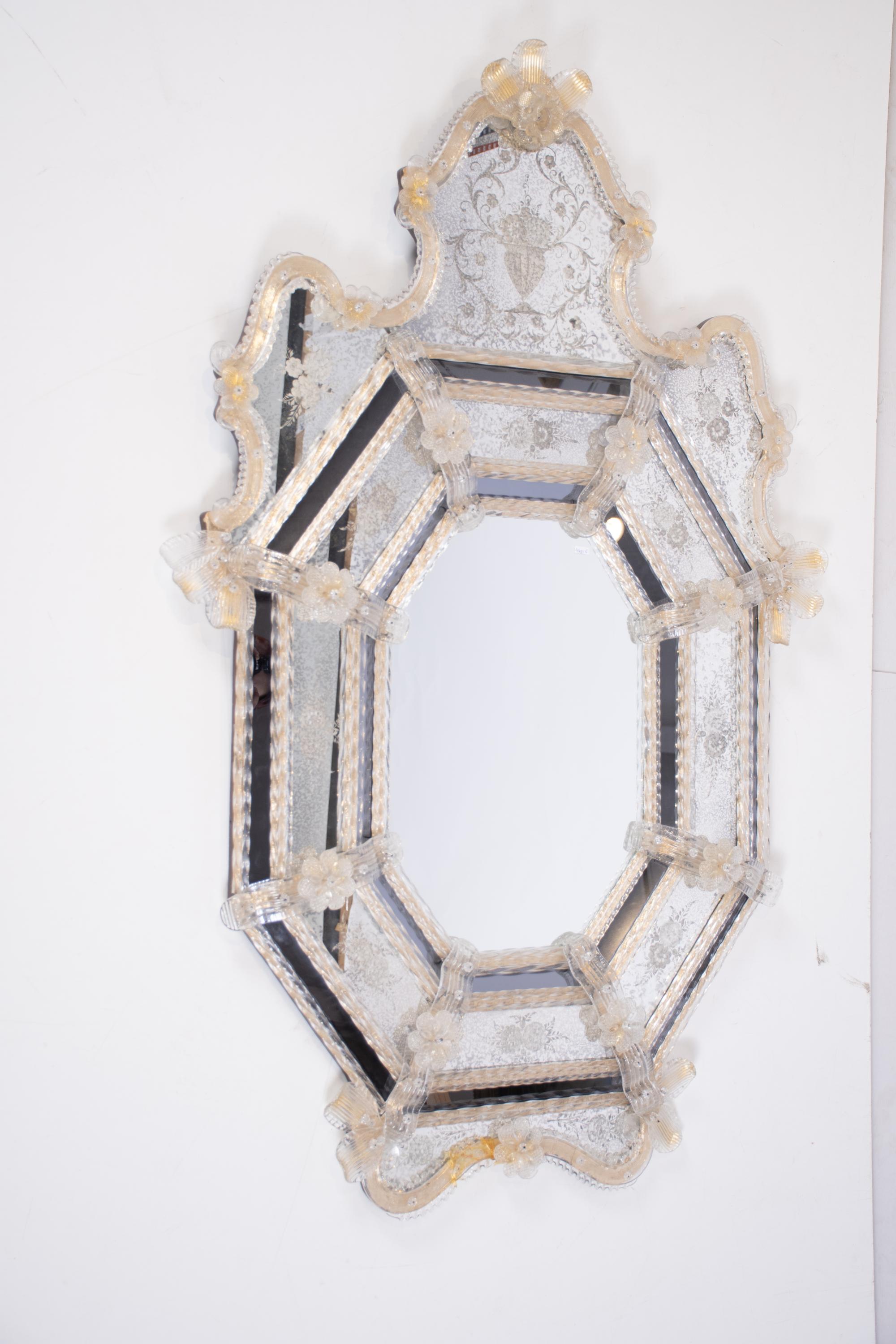 Venetian wall mirror, 20th century.