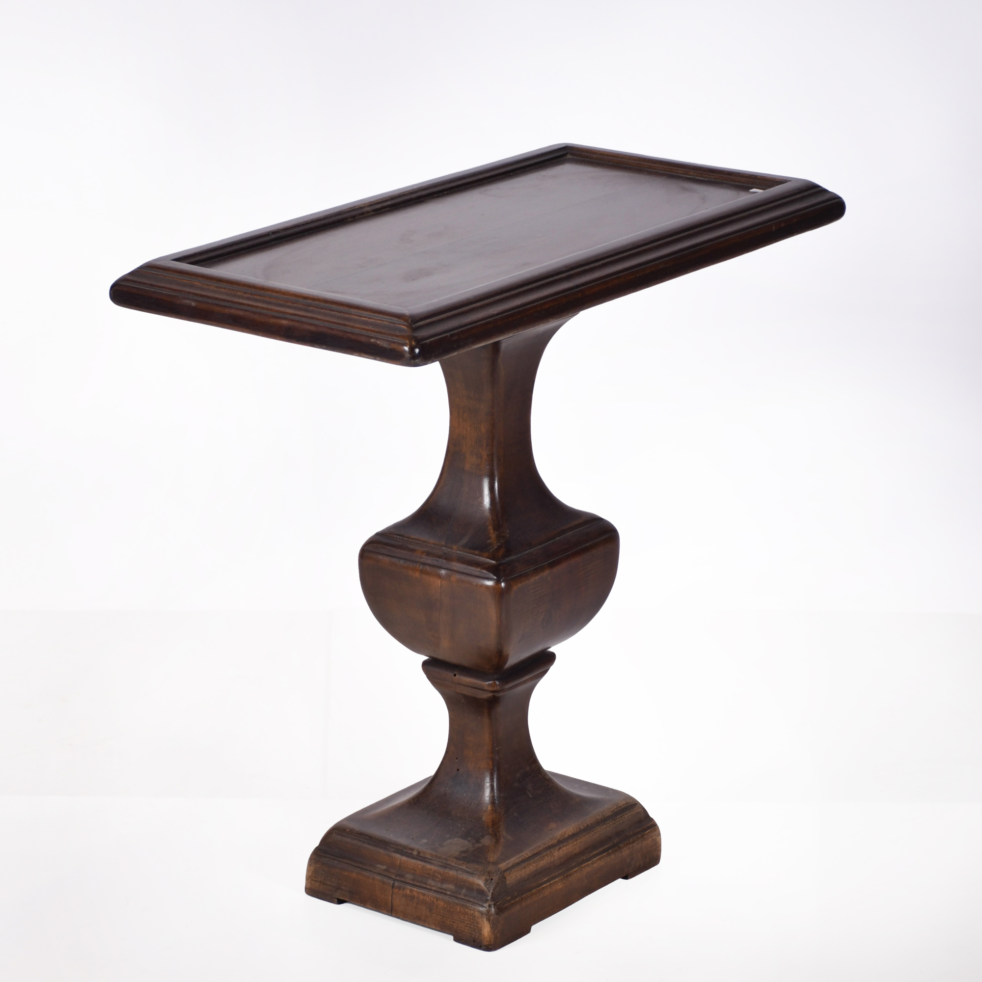 VALENTÍ. Mesa de centro, med. siglo XX. 