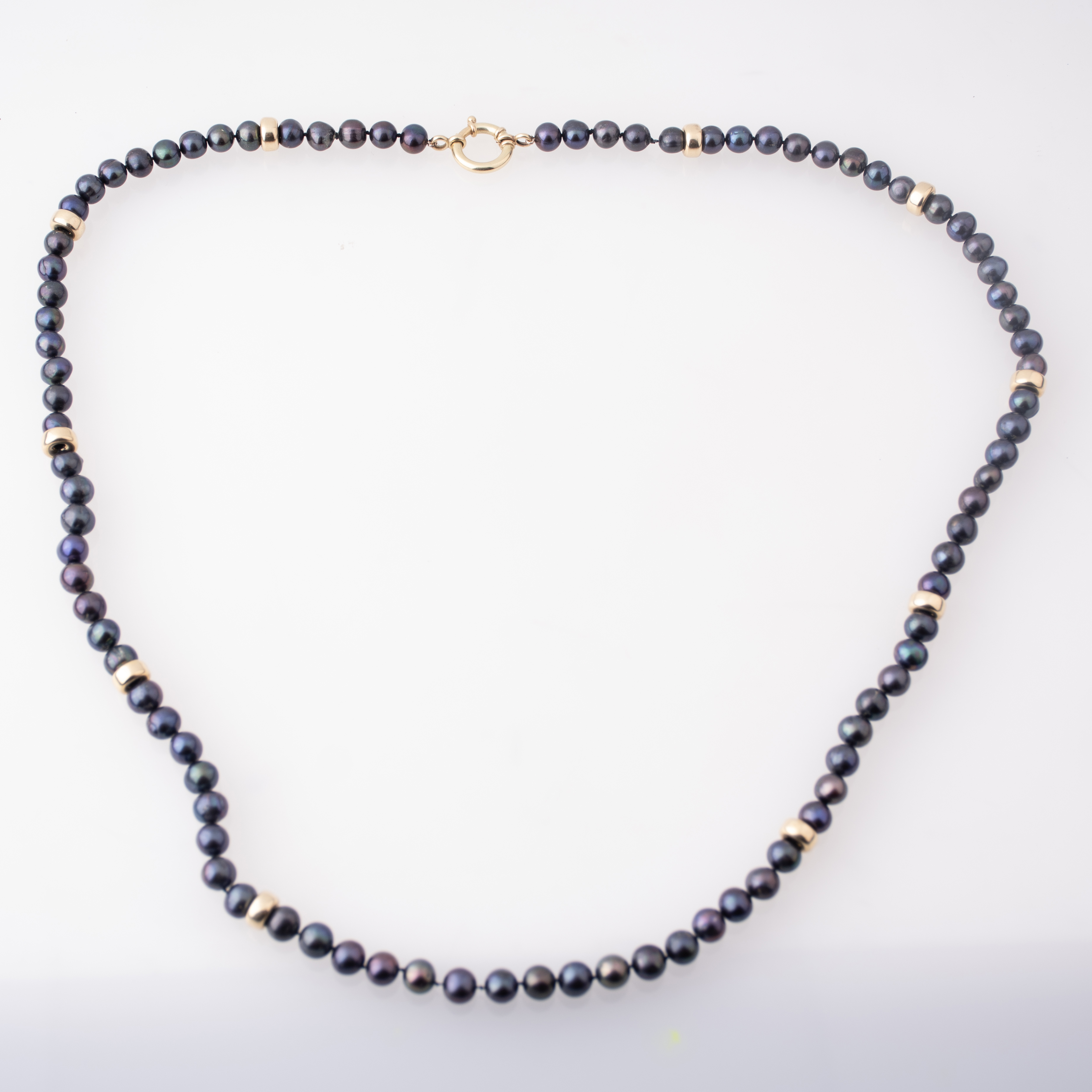 Coloured pearls long necklace.