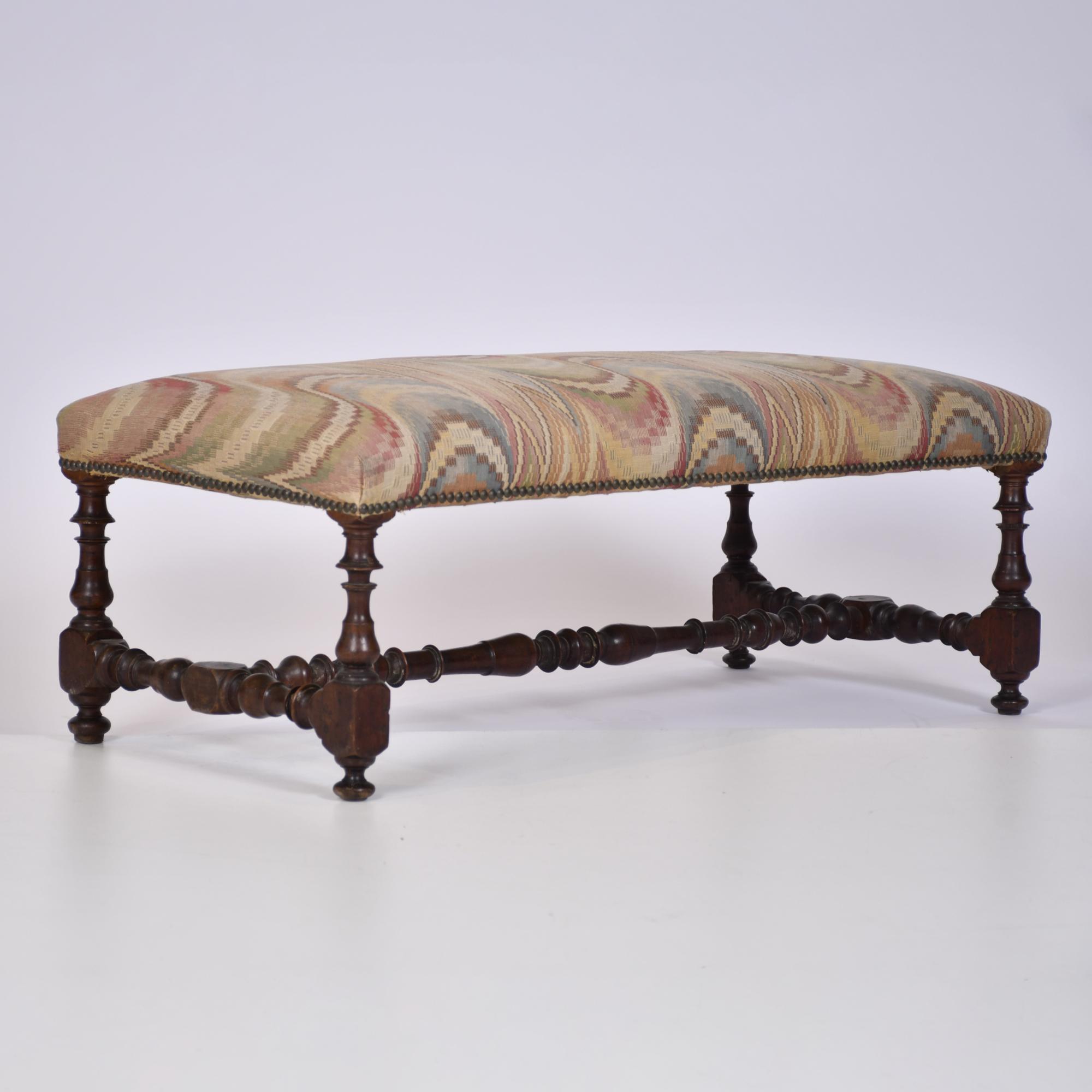 Louis XIII style bench, 19th century.