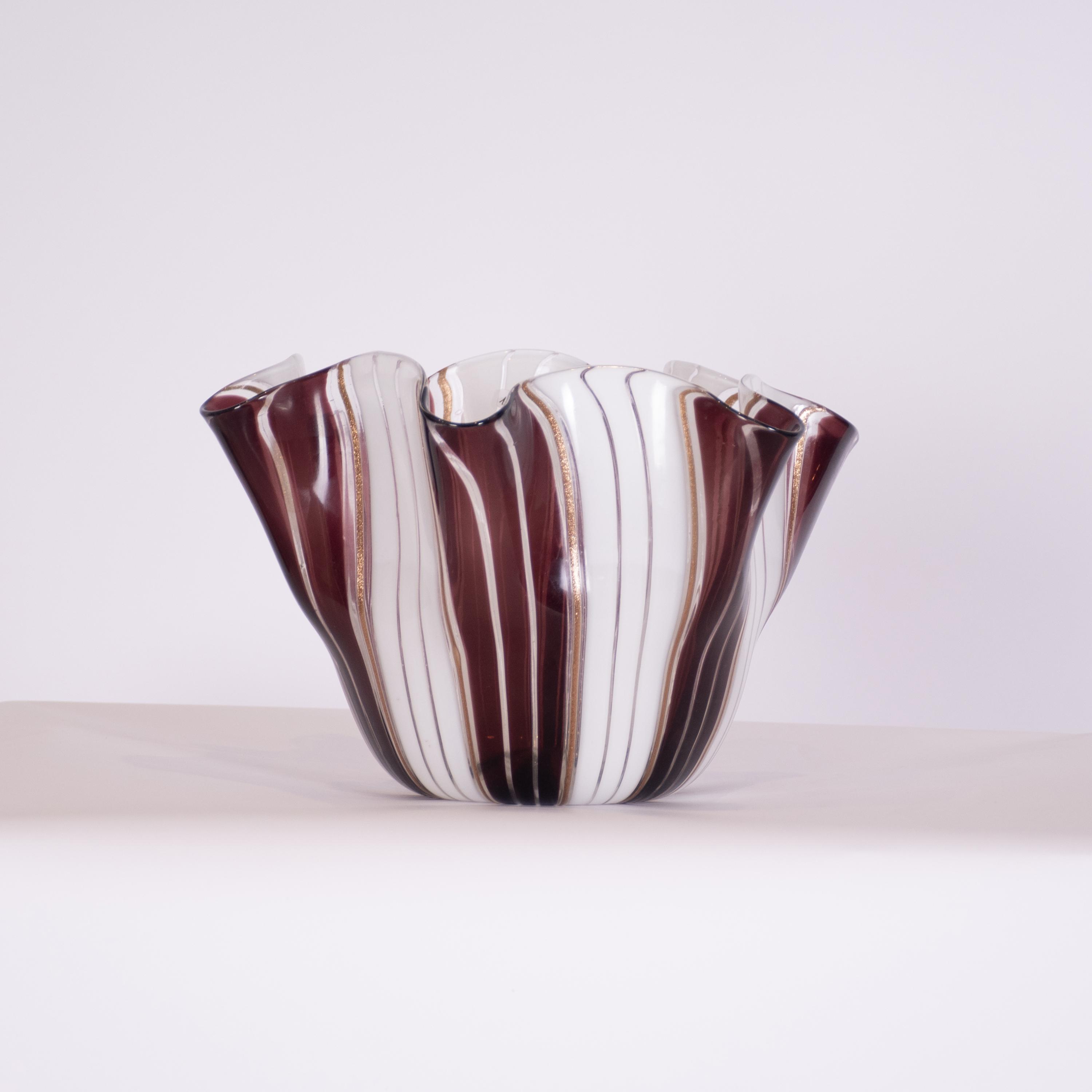 Murano glass vase, 20th century.