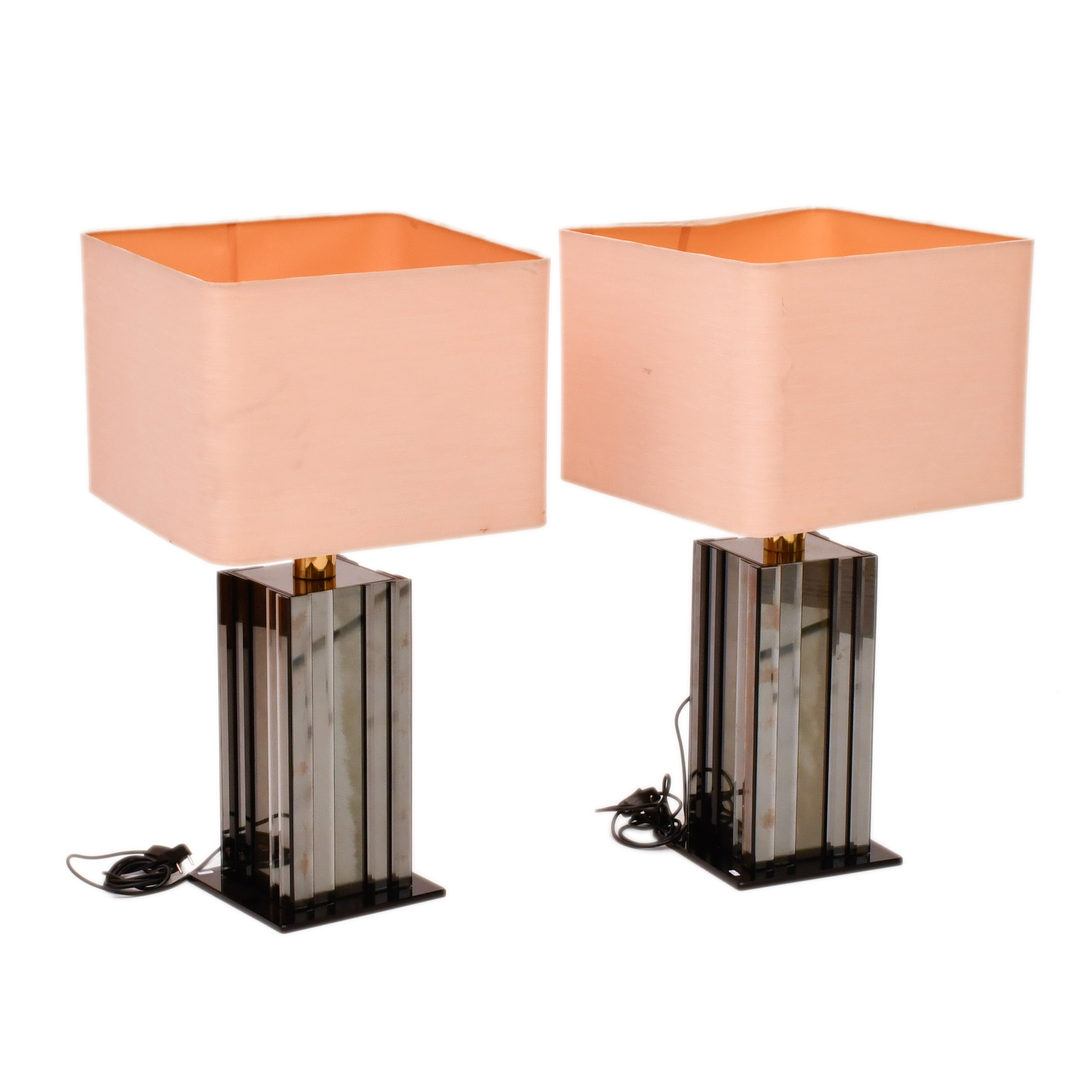 ATR. WILLY RIZZO (1928 - 2013).  Pareja de lámparas