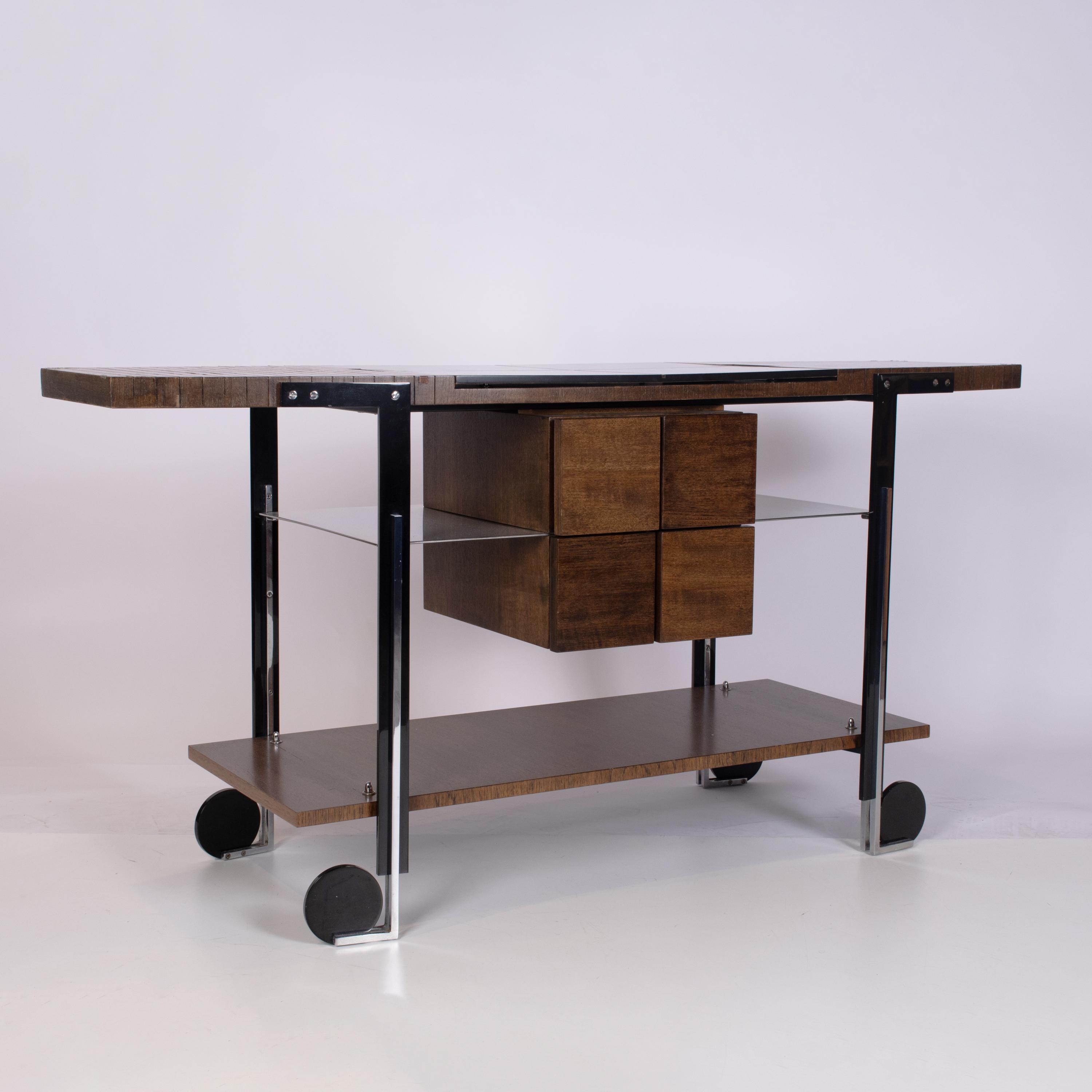 JAUME TRESSERRA (BARCELONA, 1943) Drinks trolley.
