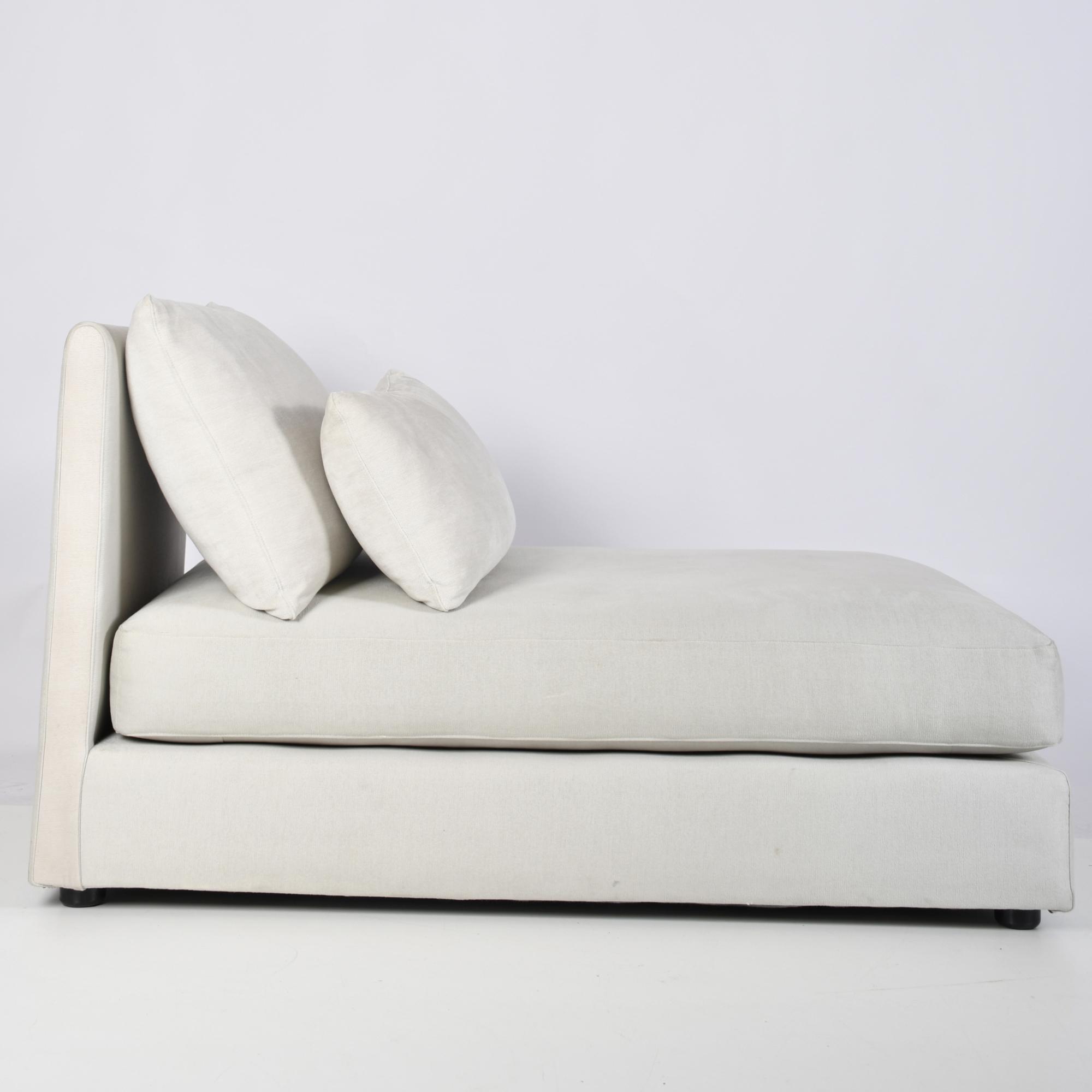 JAUME TRESSERRA (BARCELONA, 1943) Daytime sofa bed