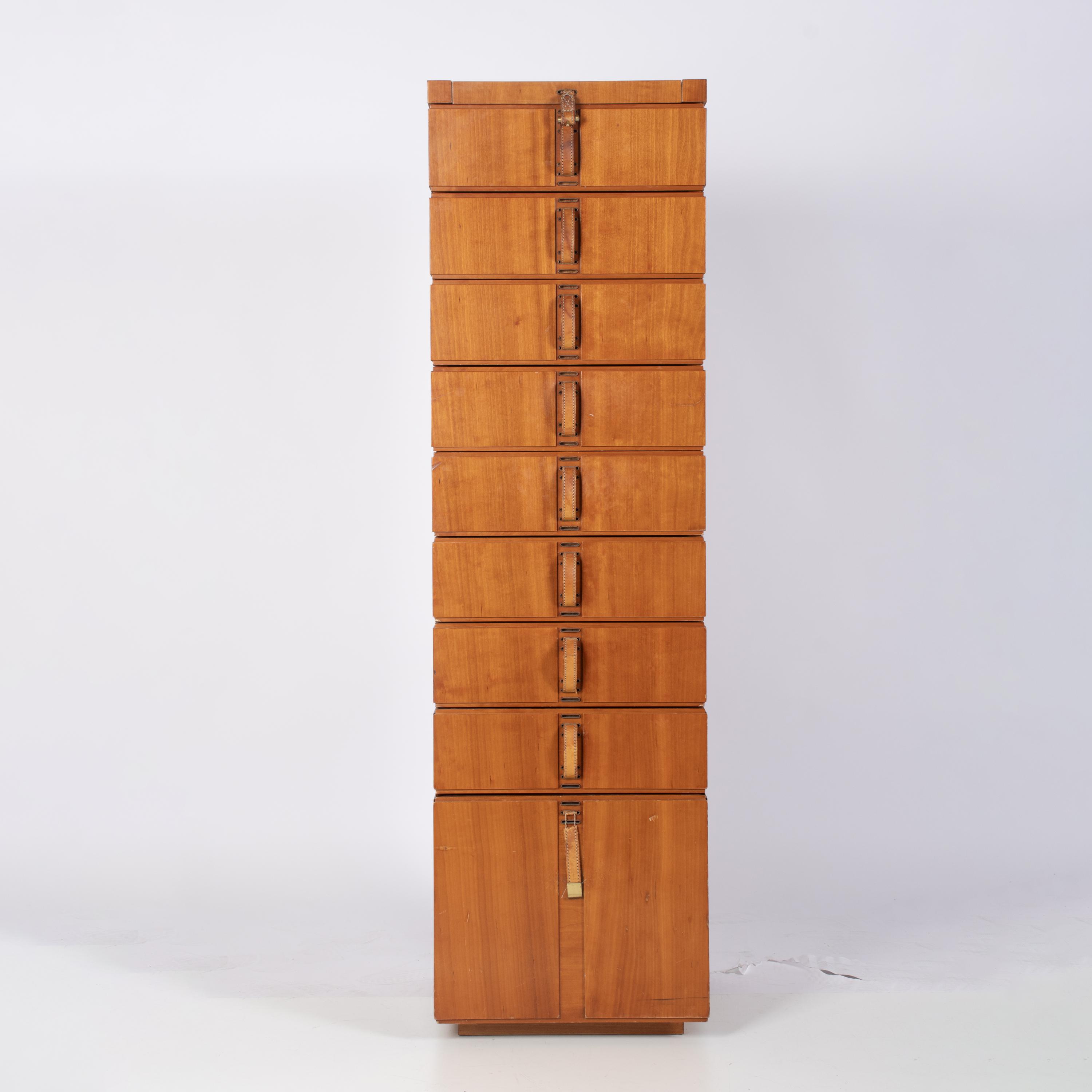JAUME TRESSERRA (BARCELONA, 1943) Chiffonier